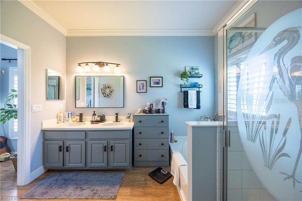 2128 CAPE HEATHER CIR, CAPE CORAL, FL, 33991