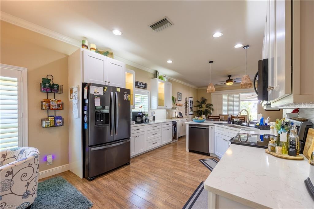 2128 CAPE HEATHER CIR, CAPE CORAL, FL, 33991