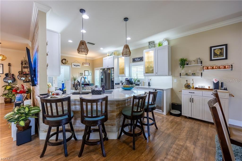 2128 CAPE HEATHER CIR, CAPE CORAL, FL, 33991