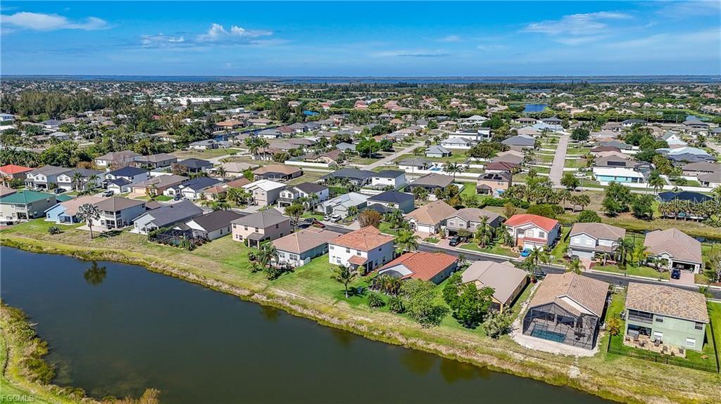 2128 CAPE HEATHER CIR, CAPE CORAL, FL, 33991