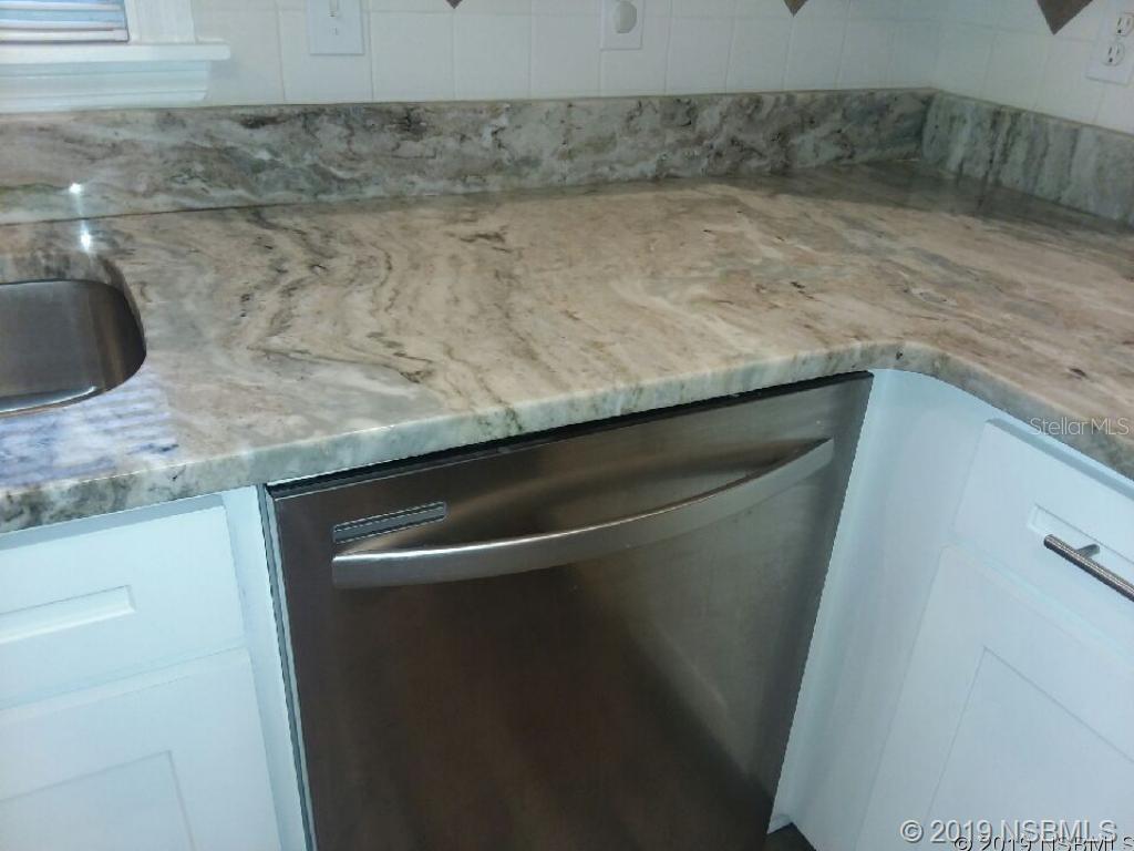 572 PALM DR, NEW SMYRNA BEACH, FL, 32168