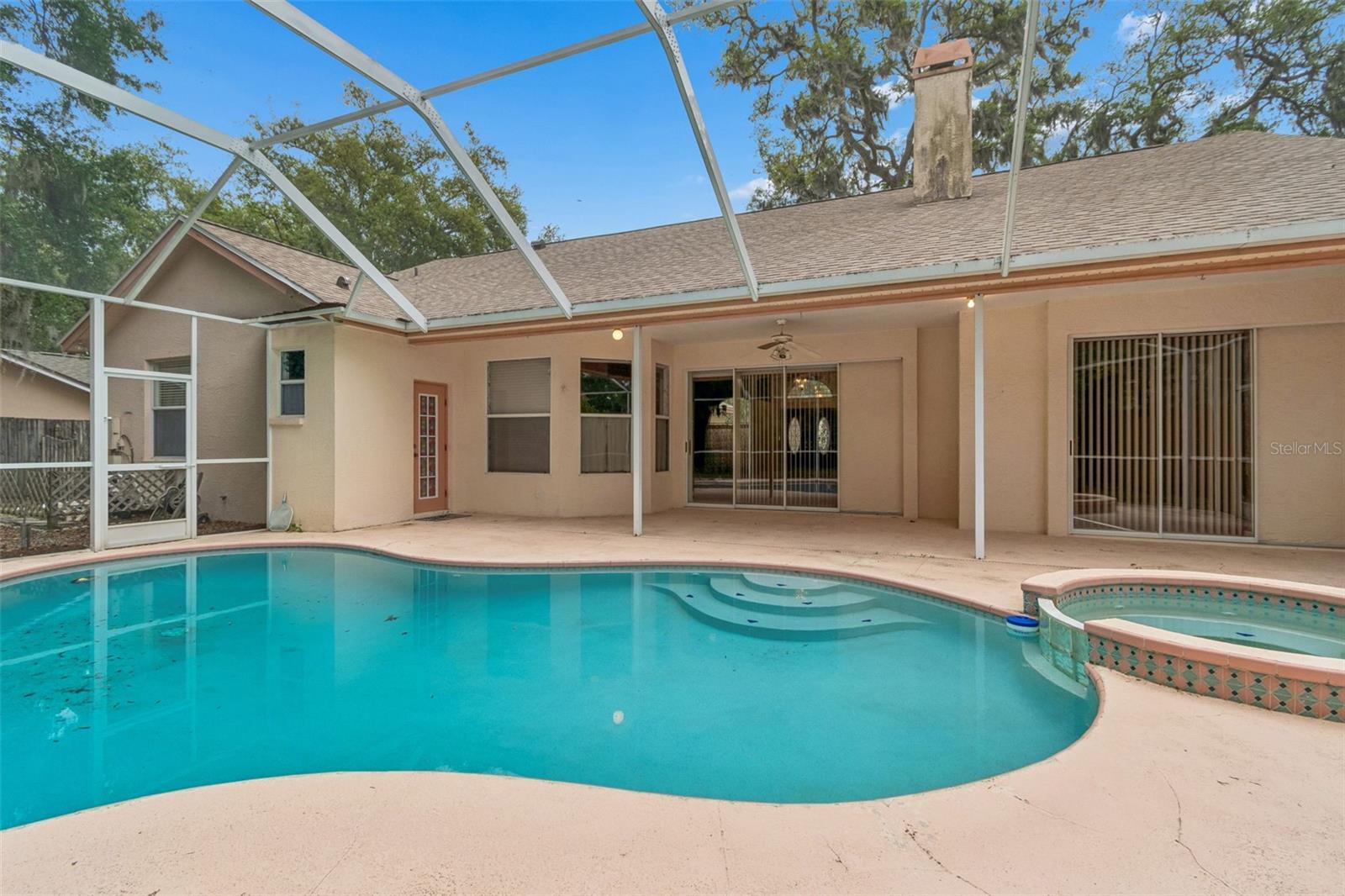 1336 WATERWOOD DR, LUTZ, FL, 33559