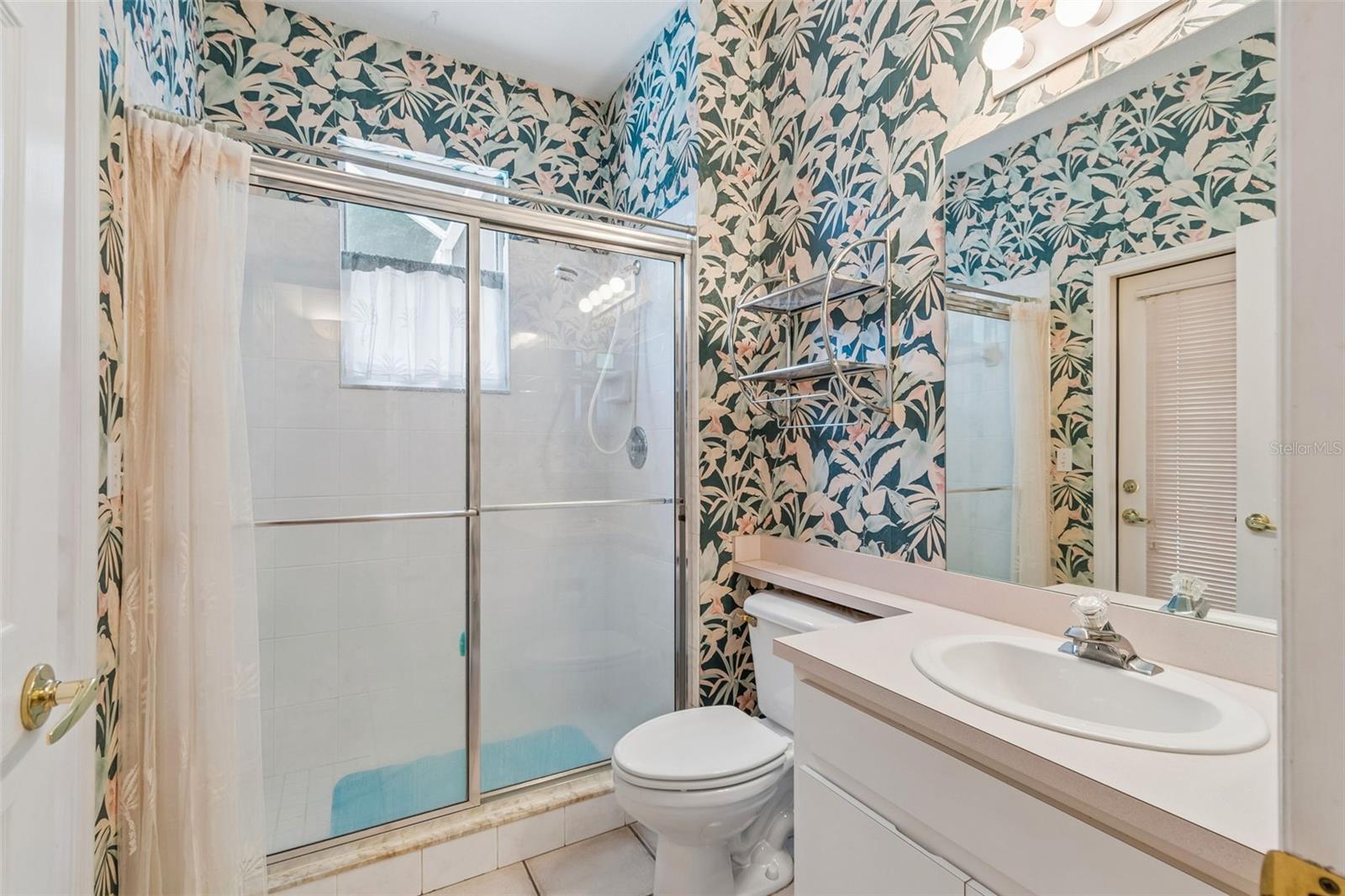 1336 WATERWOOD DR, LUTZ, FL, 33559