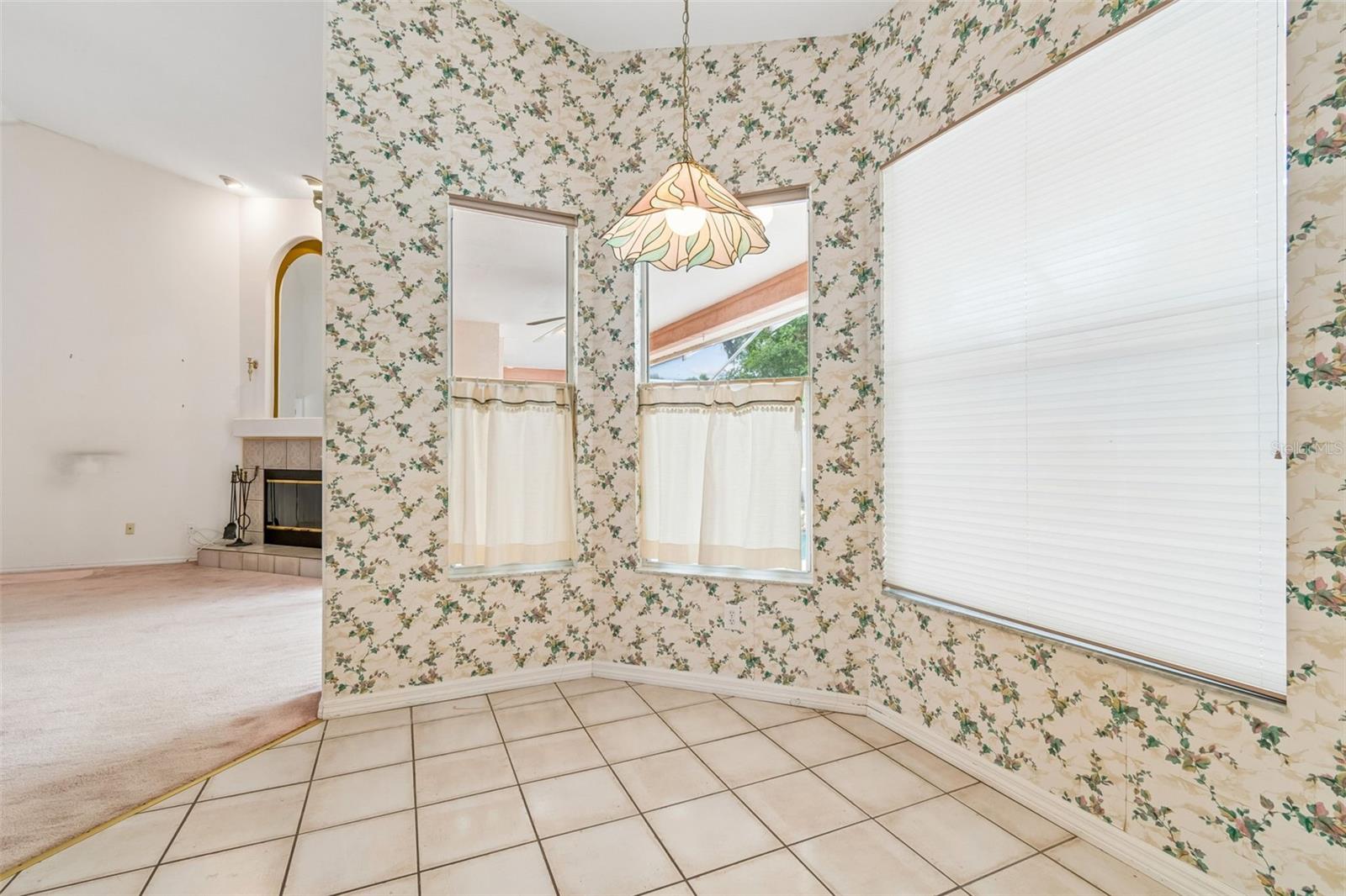 1336 WATERWOOD DR, LUTZ, FL, 33559