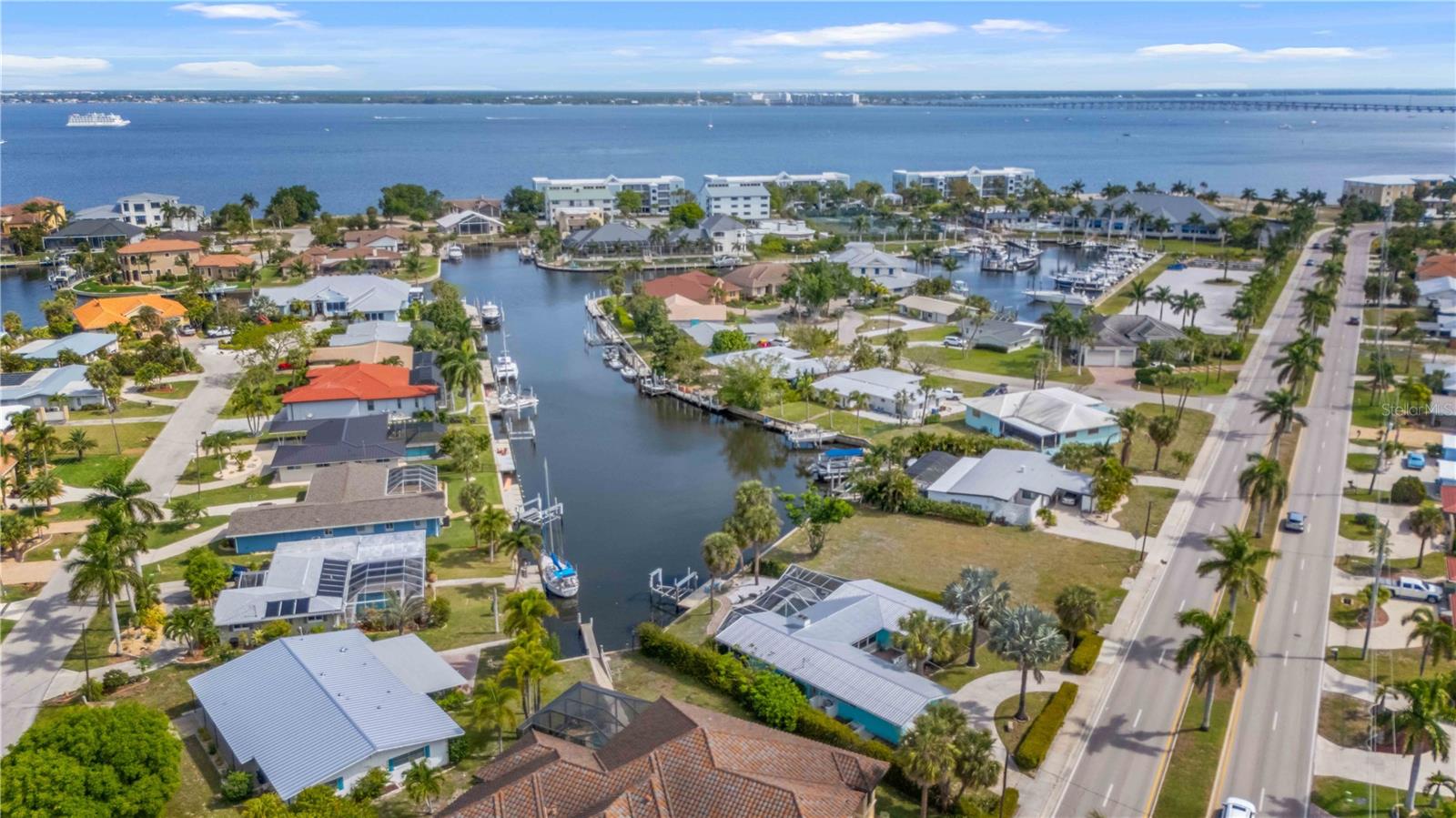 1960 W MARION AVE, PUNTA GORDA, FL, 33950