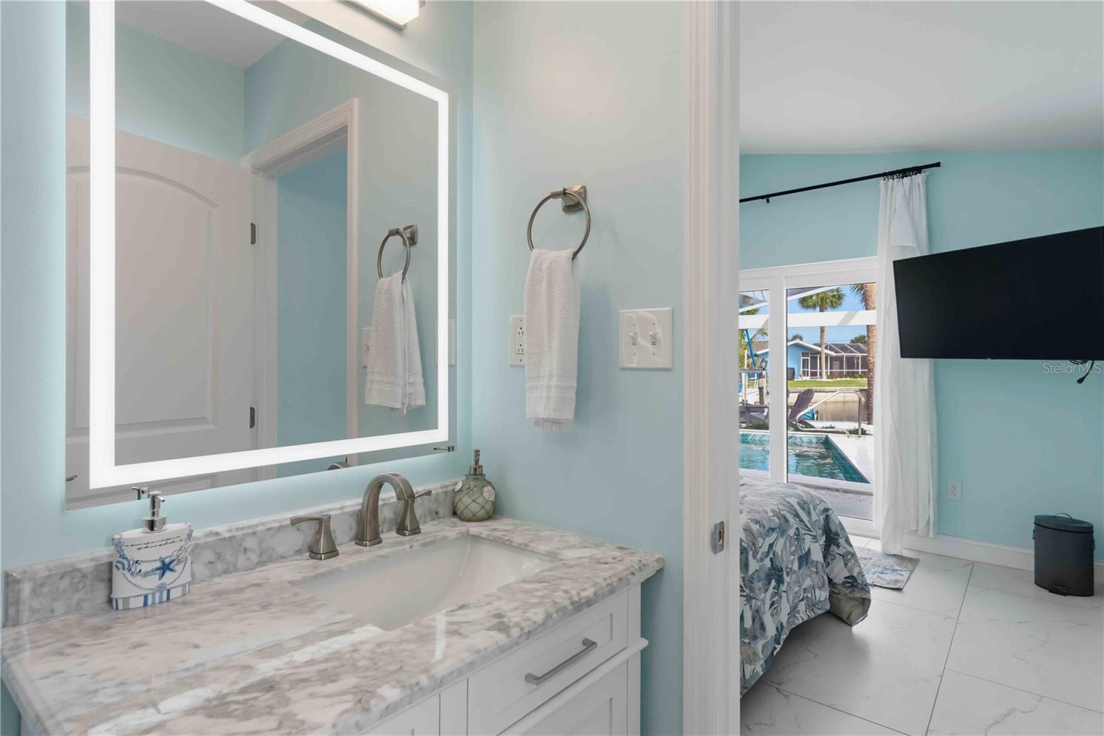 1960 W MARION AVE, PUNTA GORDA, FL, 33950