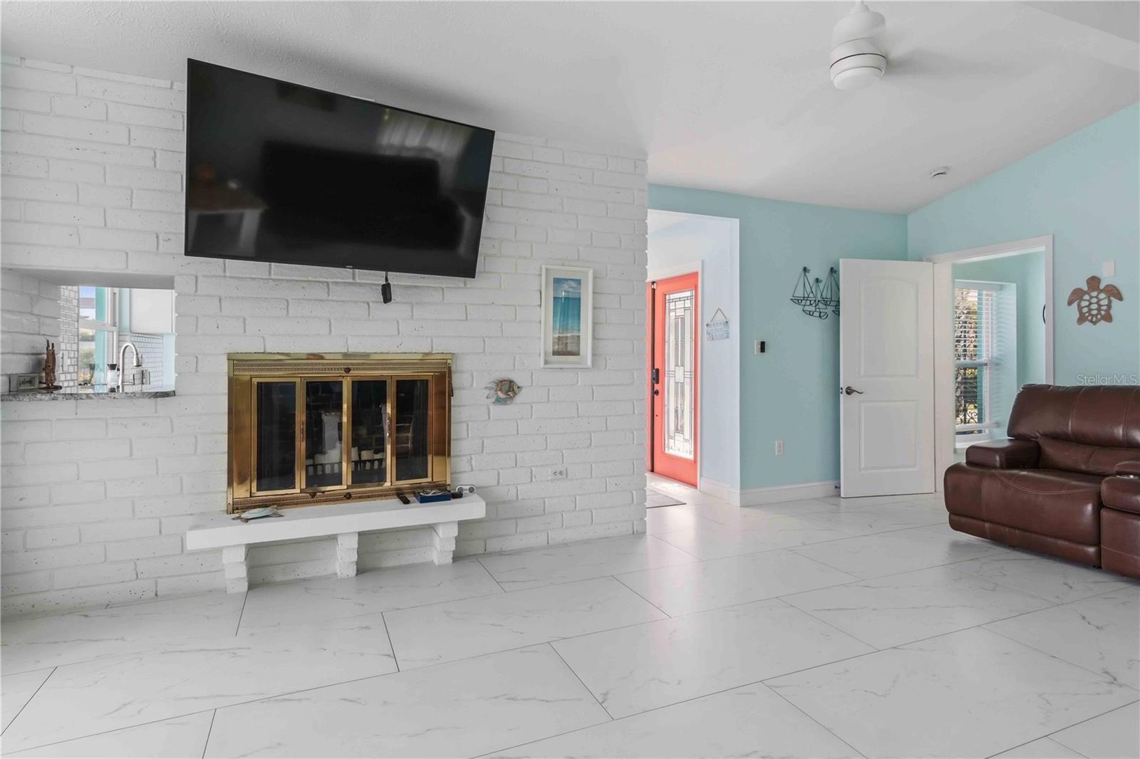 1960 W MARION AVE, PUNTA GORDA, FL, 33950