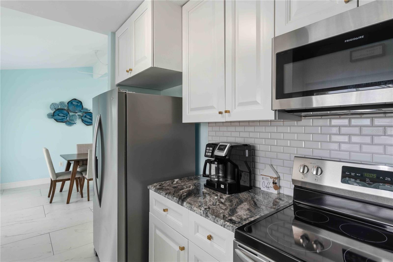 1960 W MARION AVE, PUNTA GORDA, FL, 33950