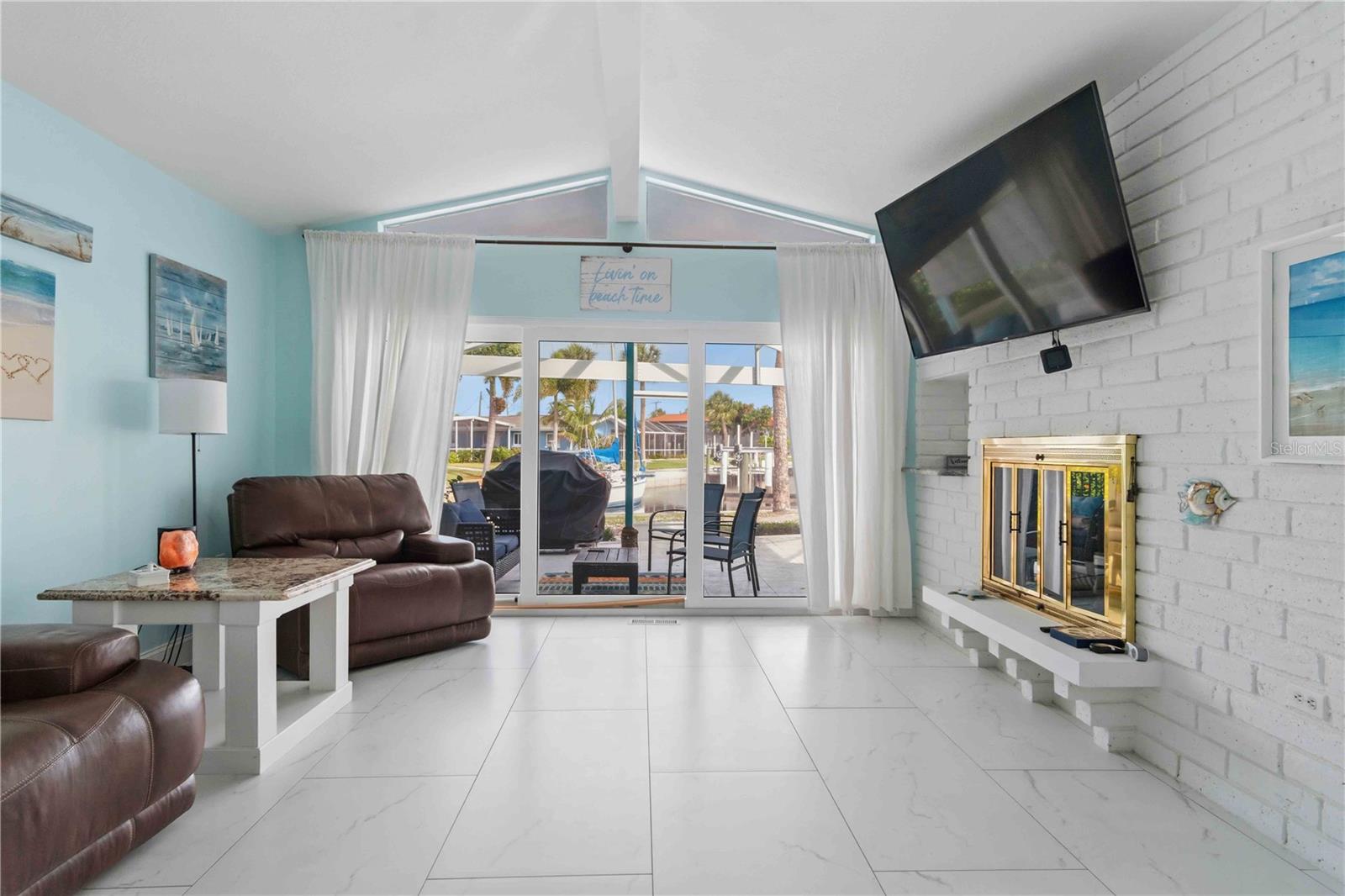 1960 W MARION AVE, PUNTA GORDA, FL, 33950