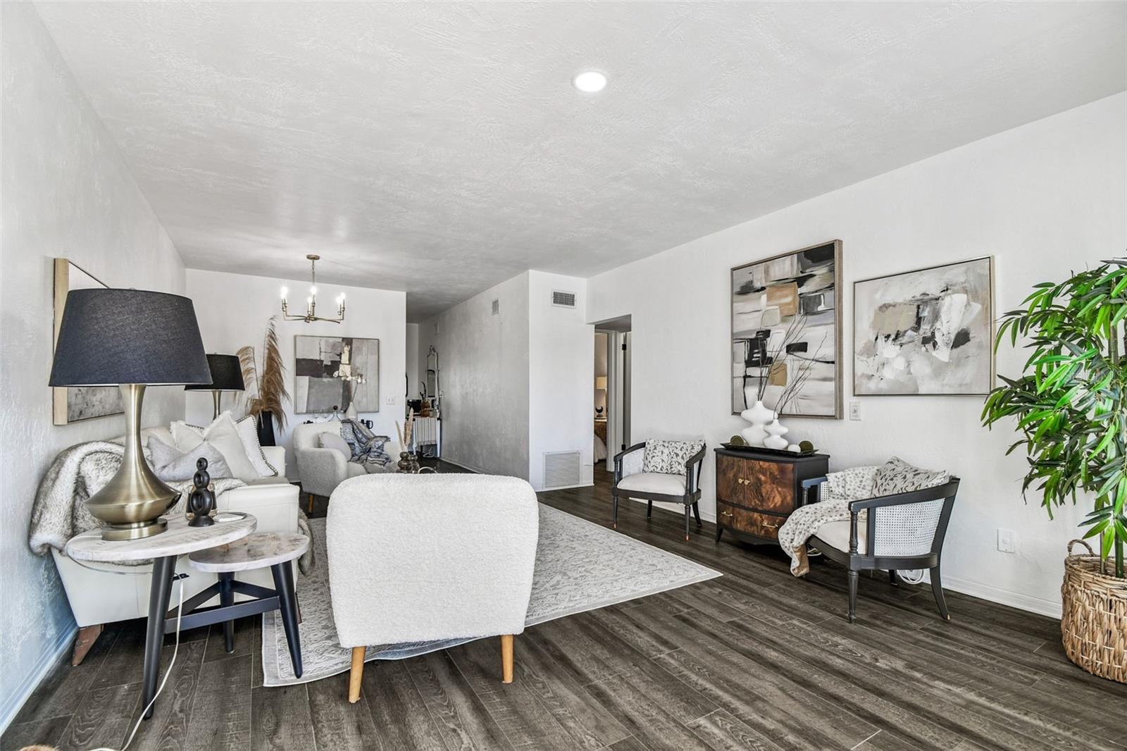 5861 42ND TER N #1712, KENNETH CITY, FL, 33709