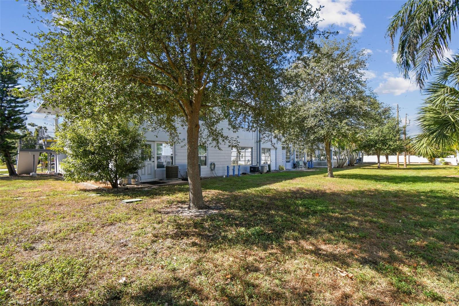 5861 42ND TER N #1712, KENNETH CITY, FL, 33709