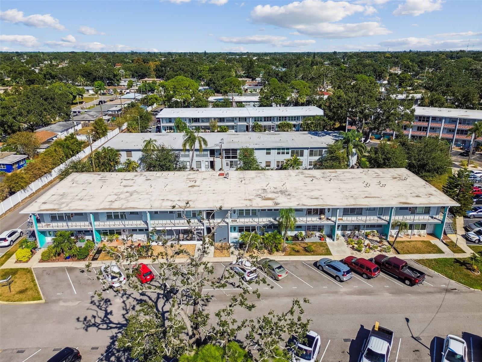 5861 42ND TER N #1712, KENNETH CITY, FL, 33709