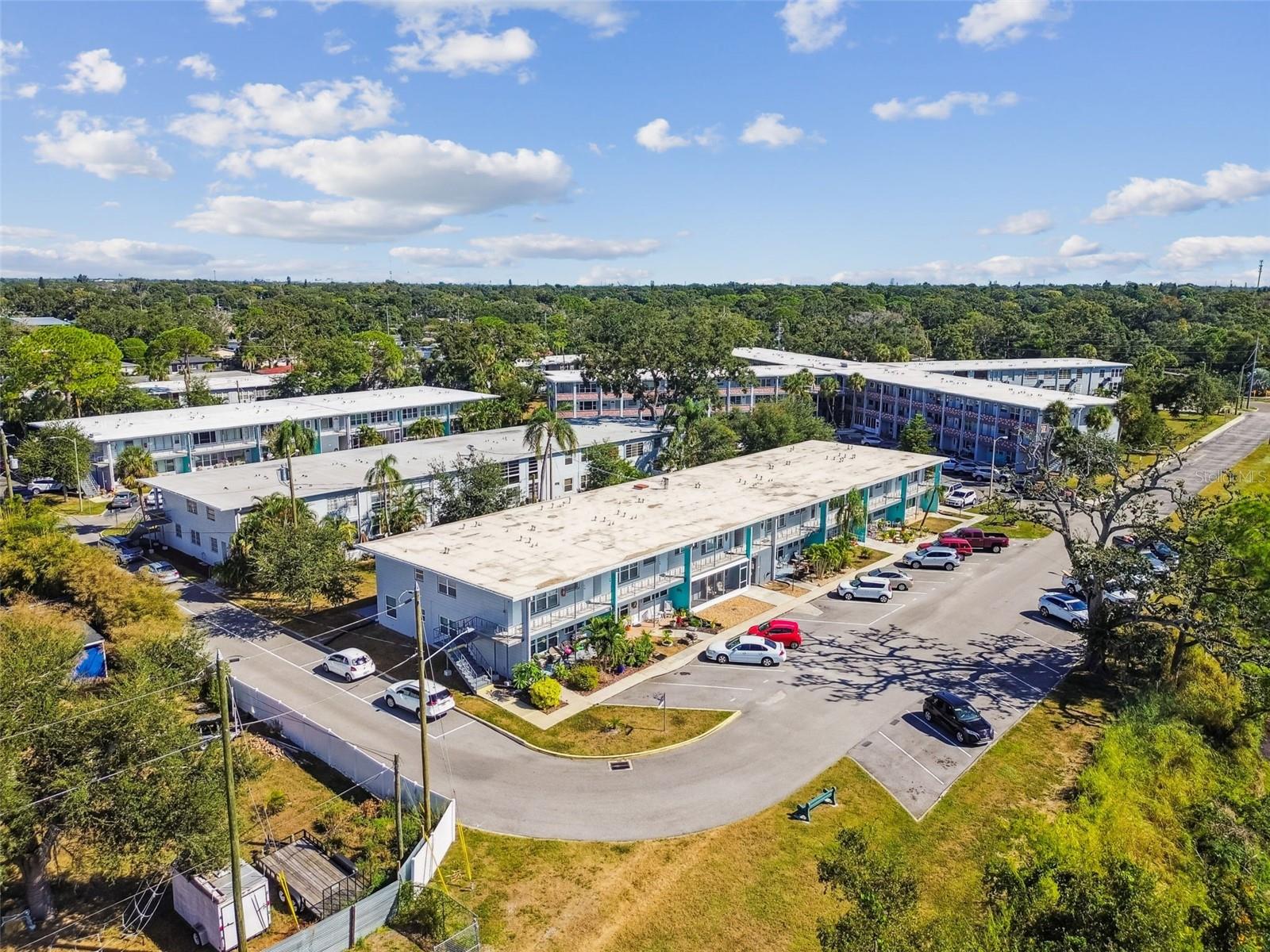 5861 42ND TER N #1712, KENNETH CITY, FL, 33709