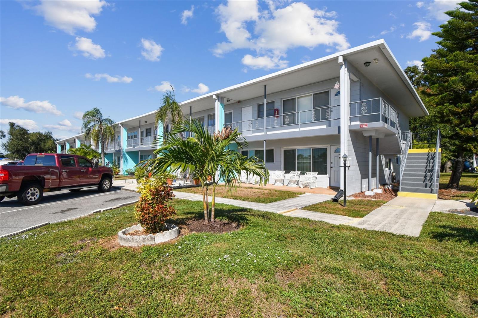 5861 42ND TER N #1712, KENNETH CITY, FL, 33709