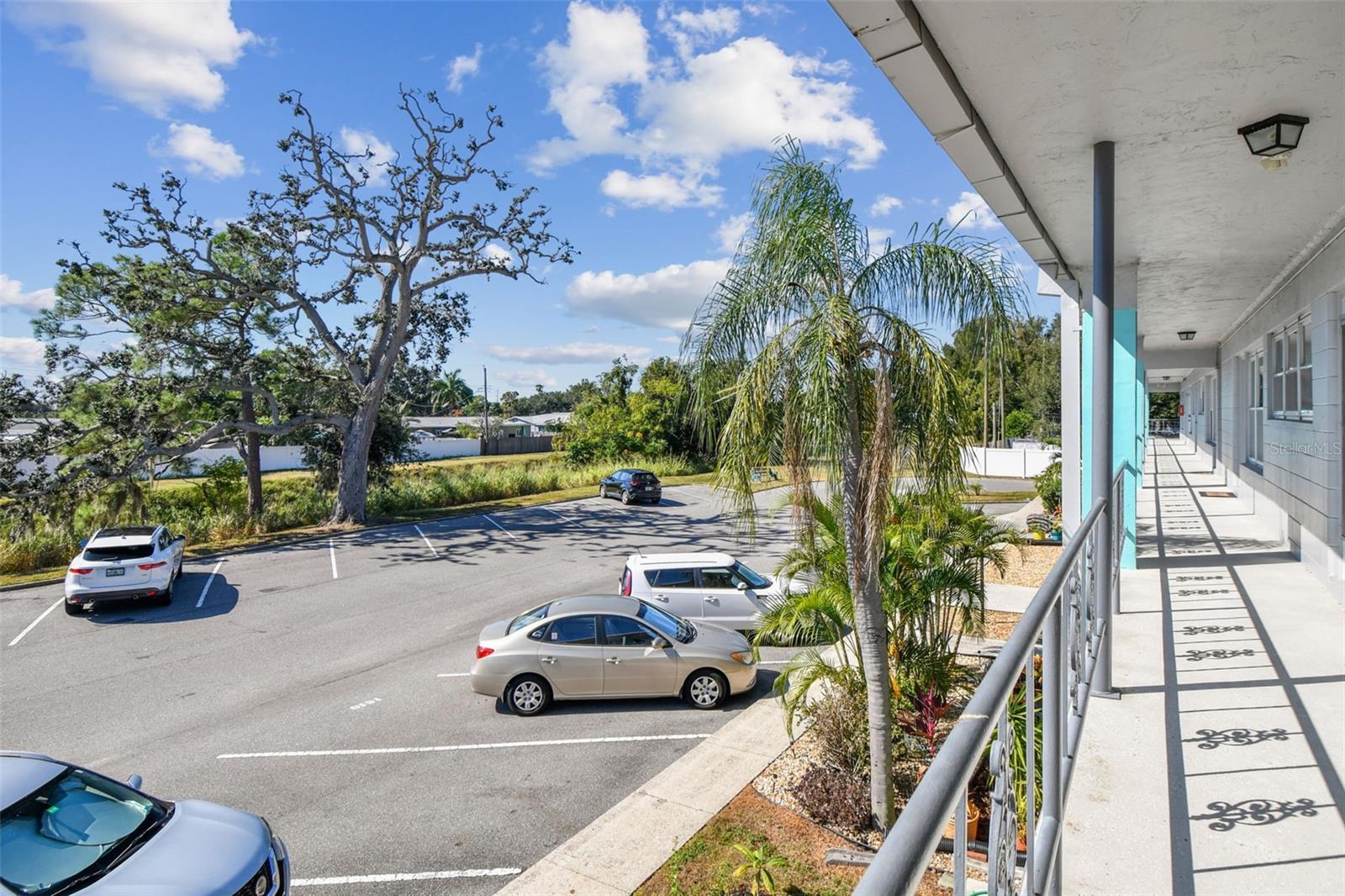 5861 42ND TER N #1712, KENNETH CITY, FL, 33709