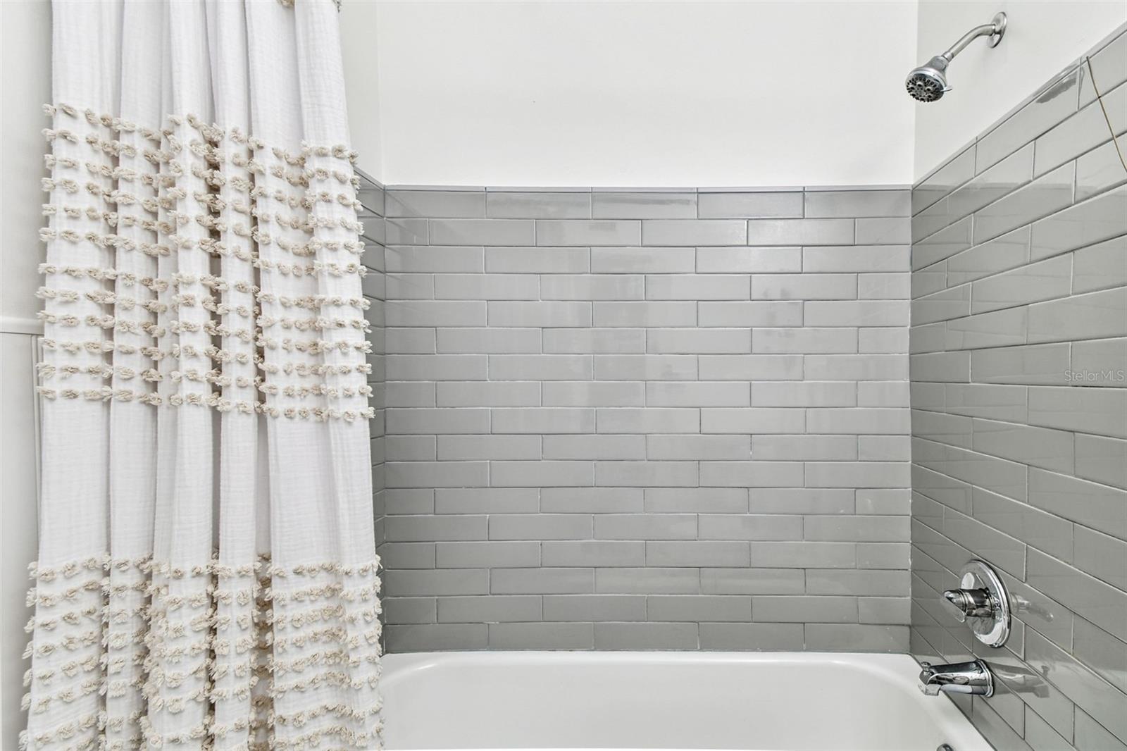 5861 42ND TER N #1712, KENNETH CITY, FL, 33709