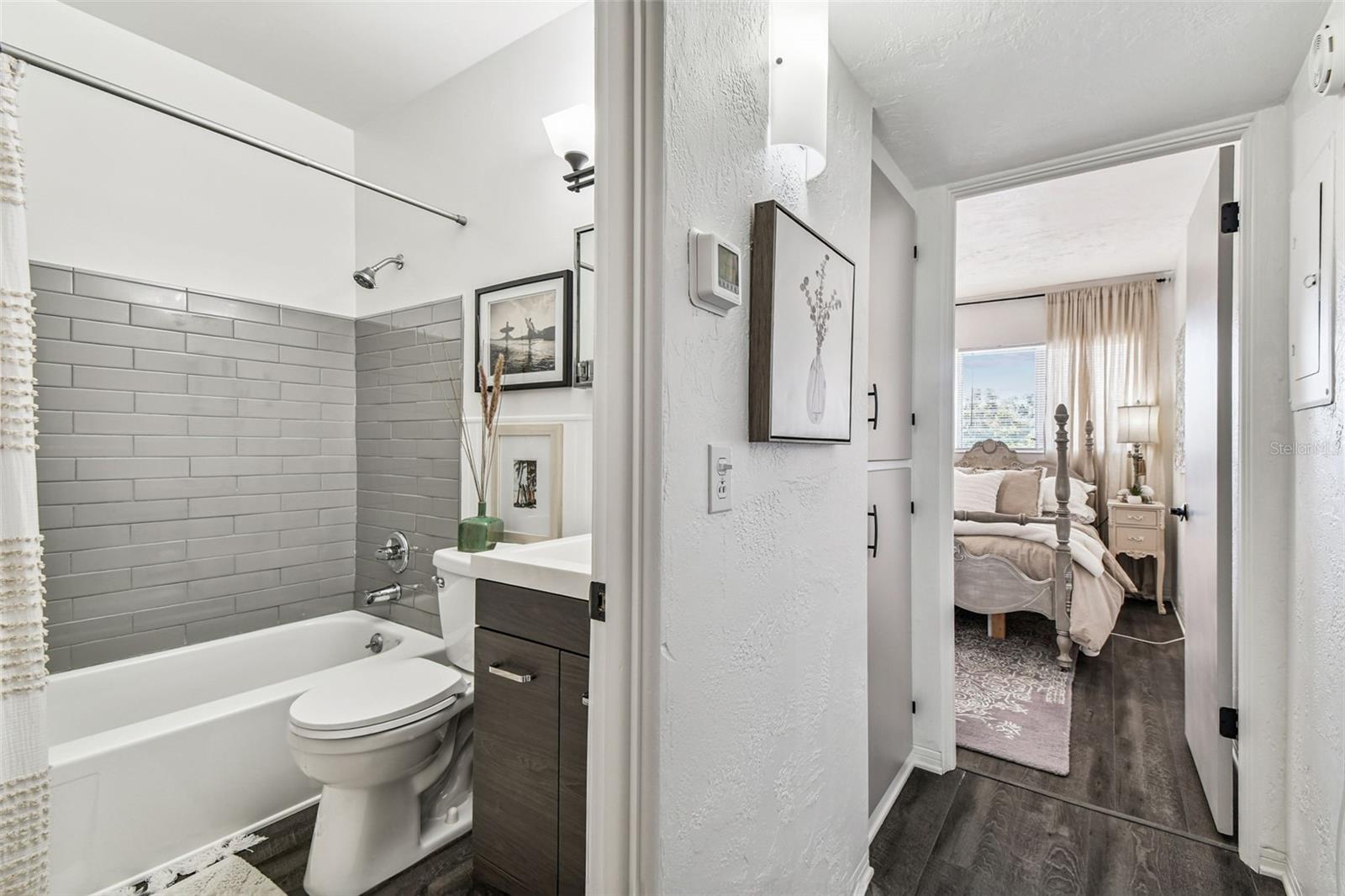 5861 42ND TER N #1712, KENNETH CITY, FL, 33709