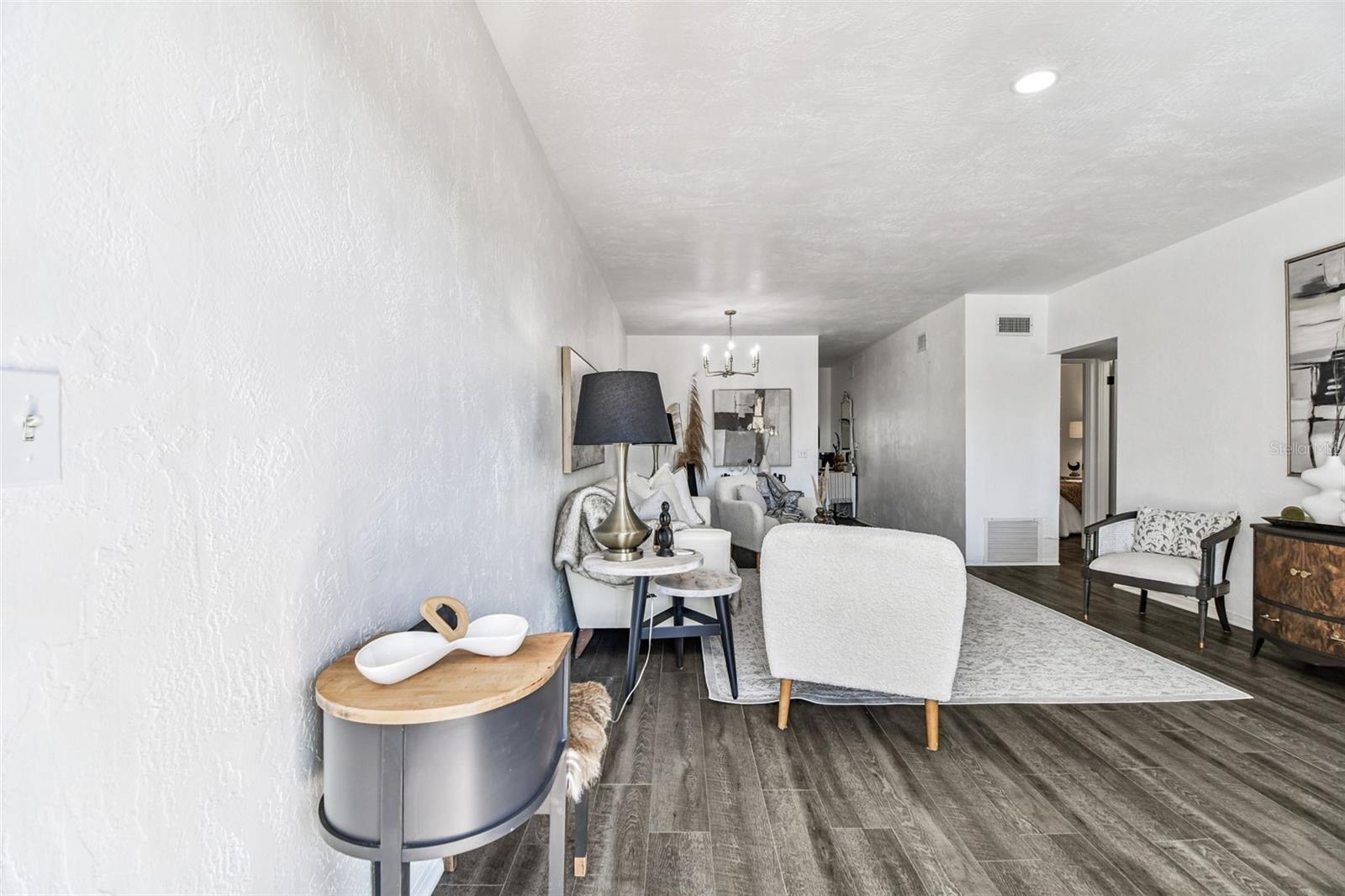 5861 42ND TER N #1712, KENNETH CITY, FL, 33709