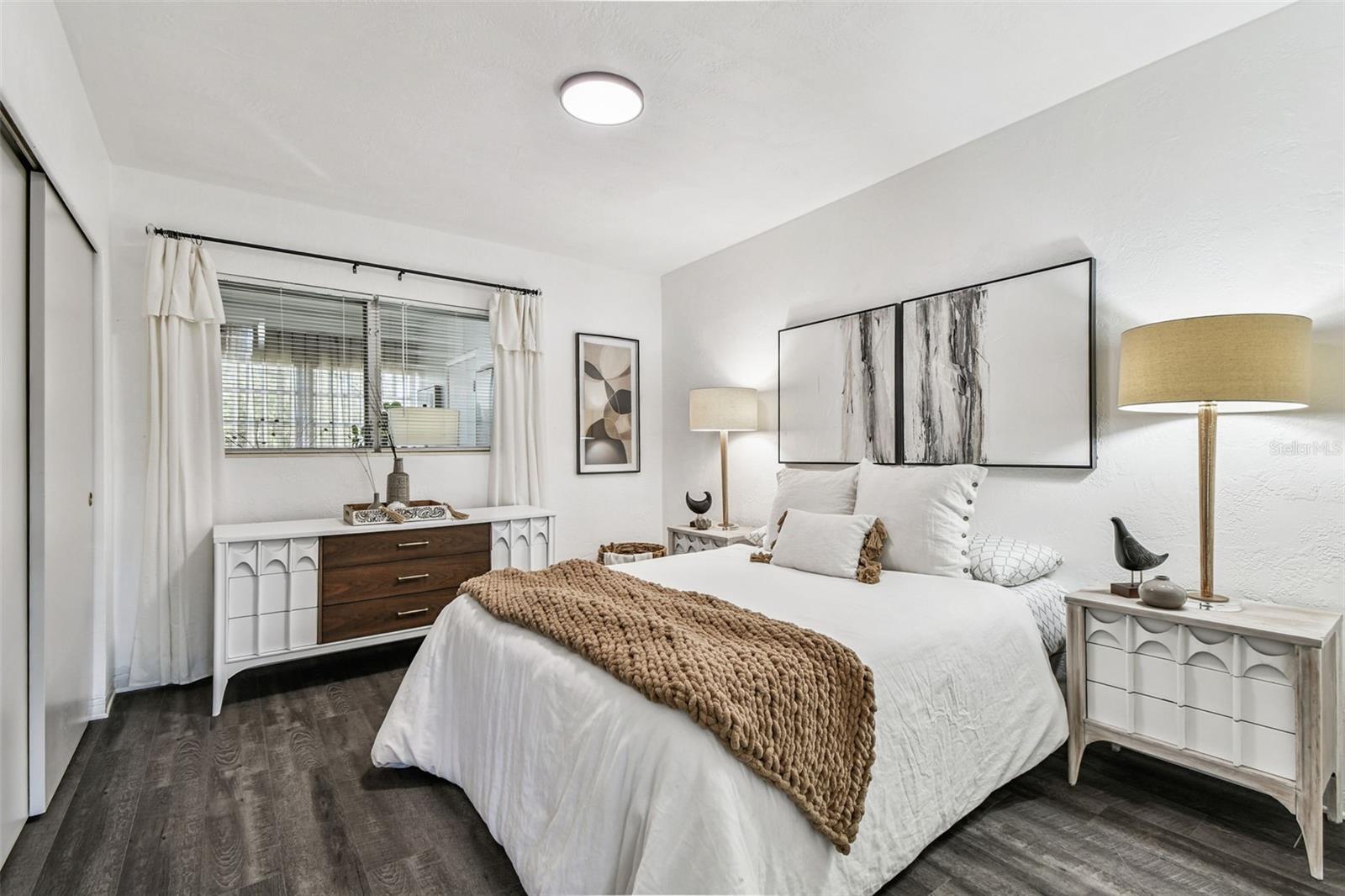 5861 42ND TER N #1712, KENNETH CITY, FL, 33709