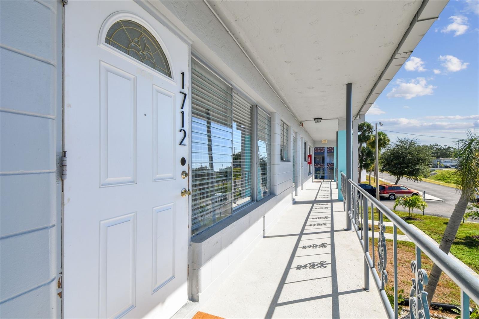 5861 42ND TER N #1712, KENNETH CITY, FL, 33709