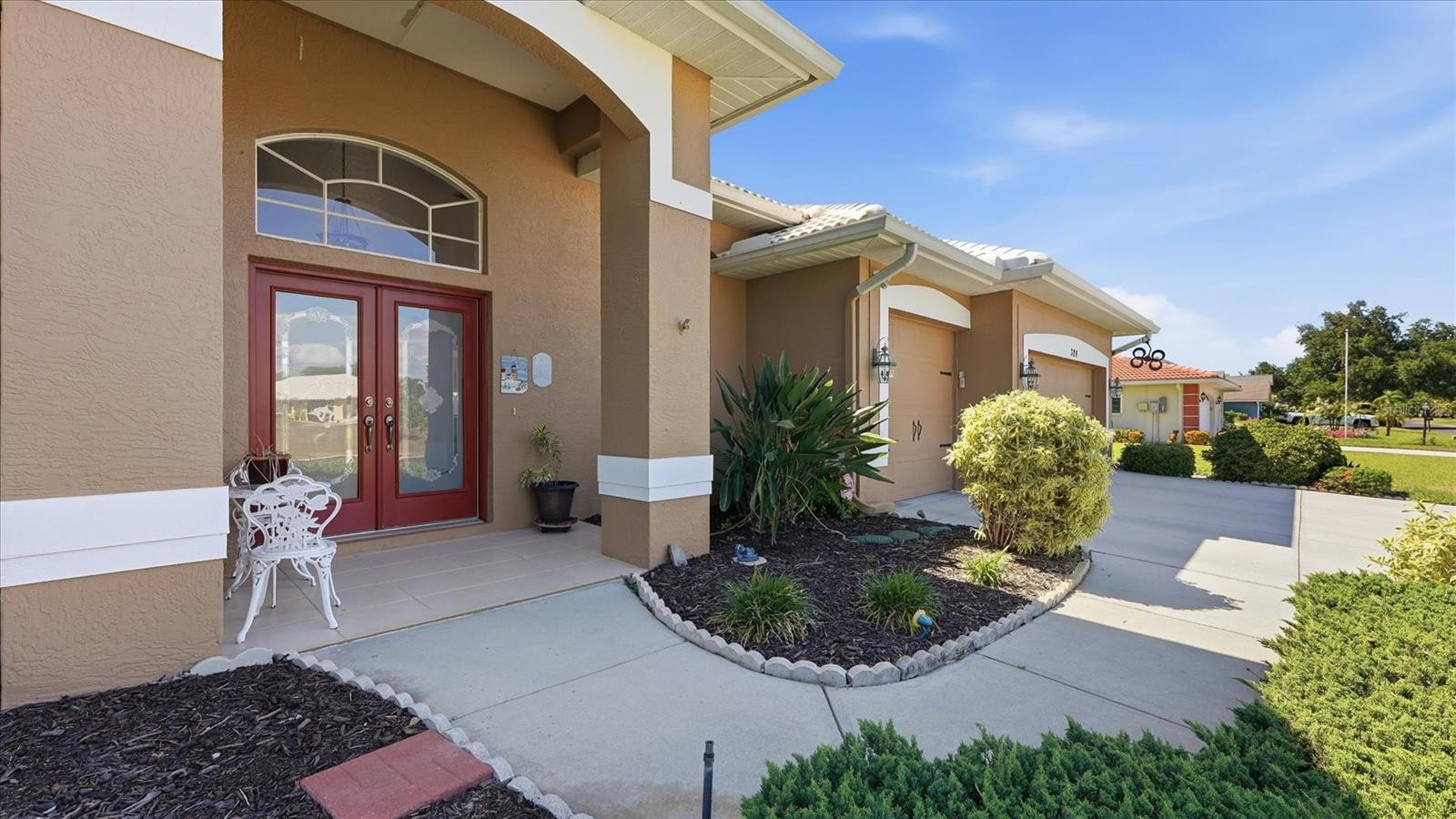 324 OAKWOOD CIR, ENGLEWOOD, FL, 34223