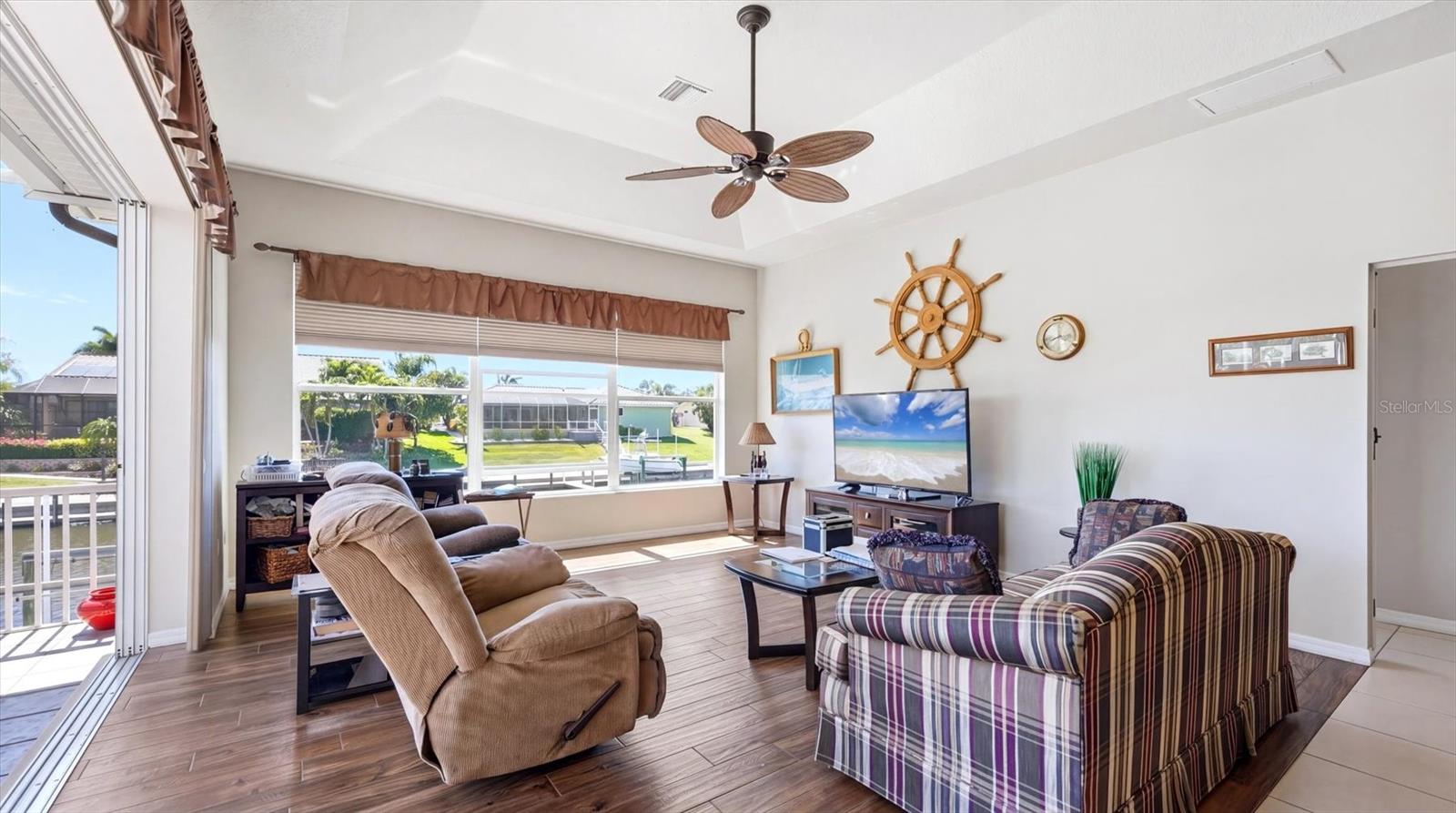 324 OAKWOOD CIR, ENGLEWOOD, FL, 34223