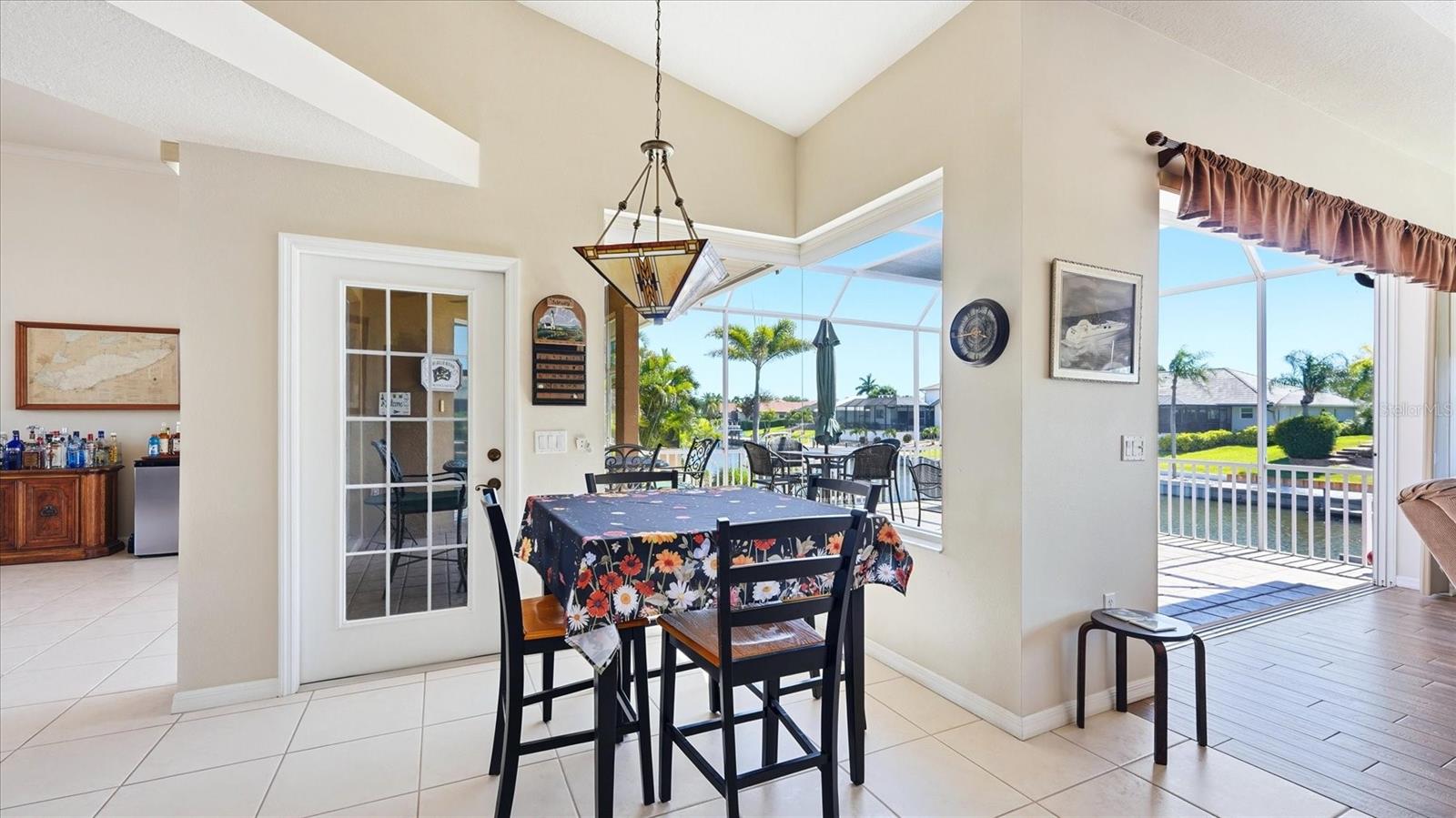 324 OAKWOOD CIR, ENGLEWOOD, FL, 34223