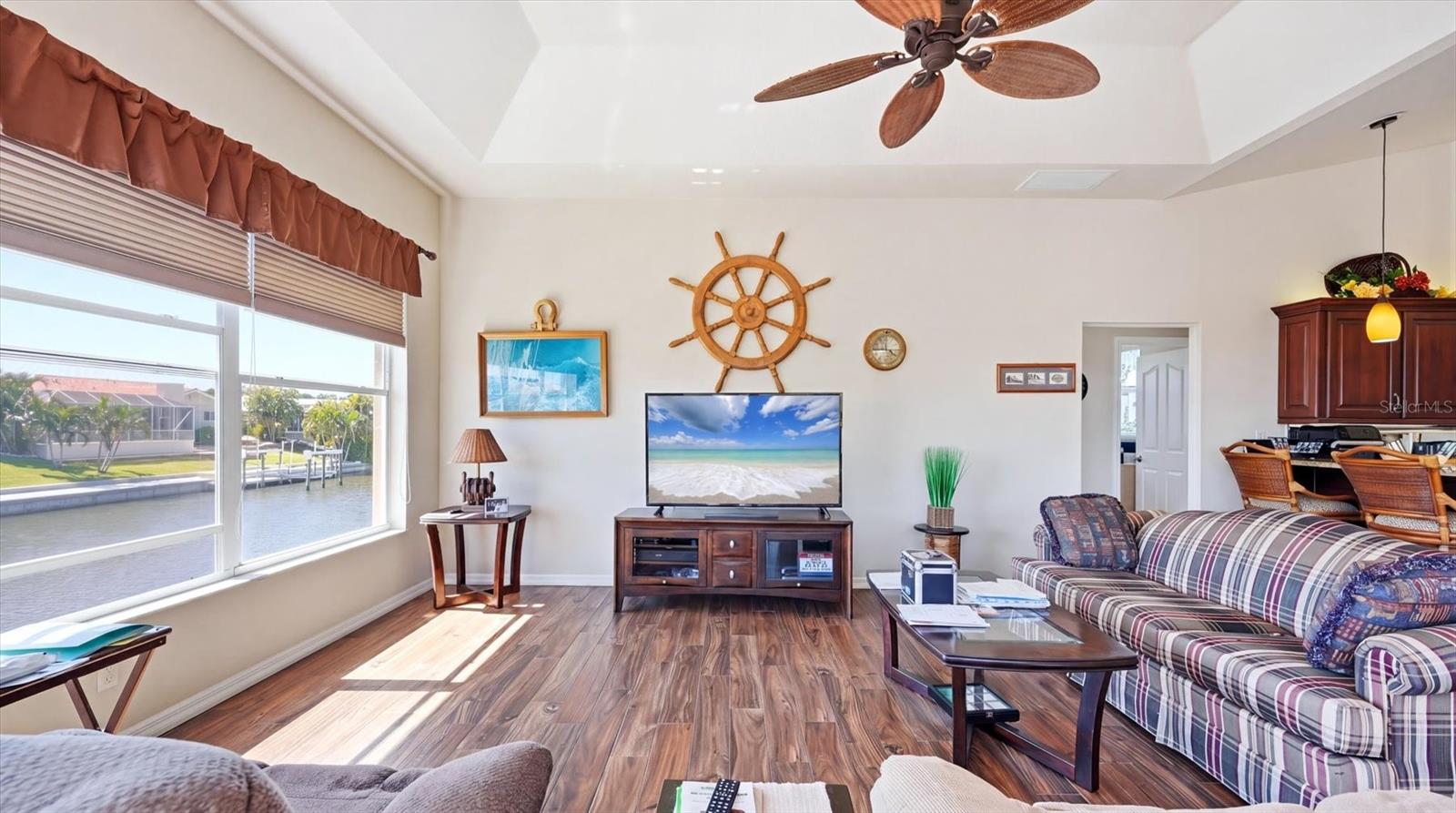 324 OAKWOOD CIR, ENGLEWOOD, FL, 34223