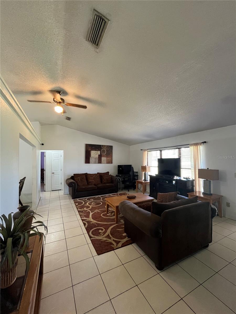 10631 W HIGHWAY 40, OCALA, FL, 34482