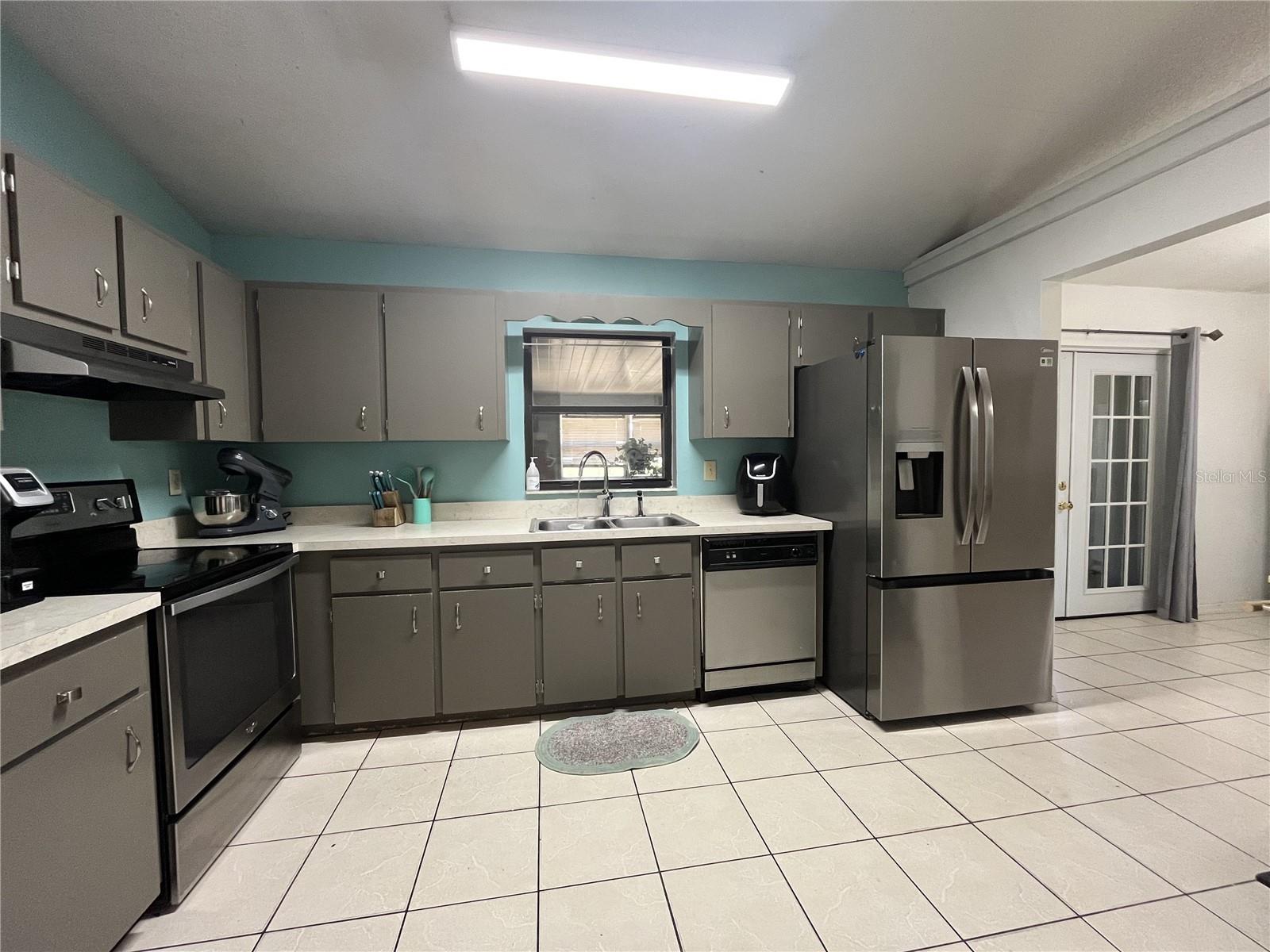 10631 W HIGHWAY 40, OCALA, FL, 34482