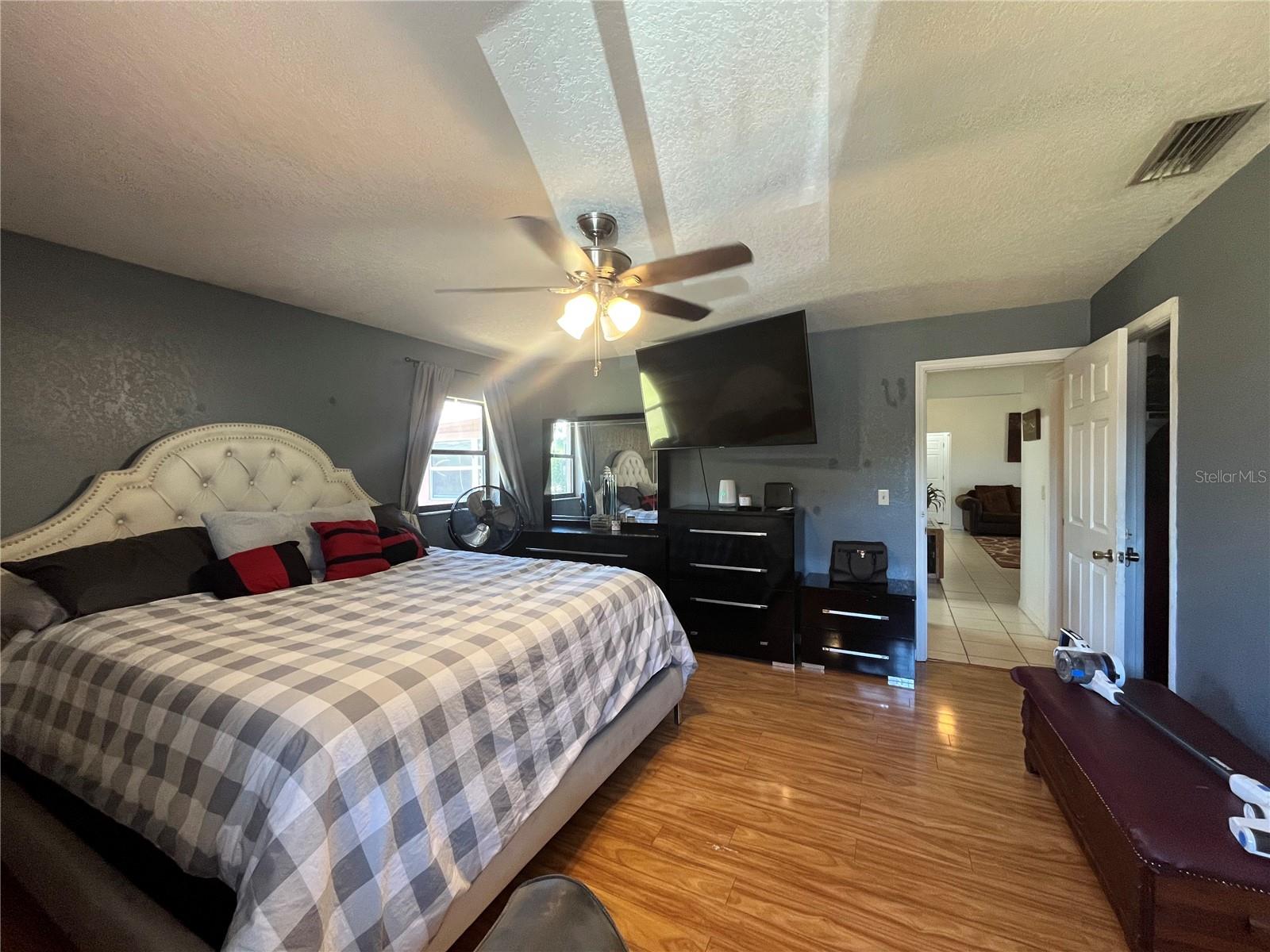 10631 W HIGHWAY 40, OCALA, FL, 34482