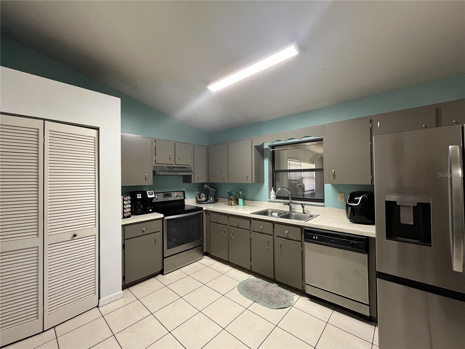 10631 W HIGHWAY 40, OCALA, FL, 34482