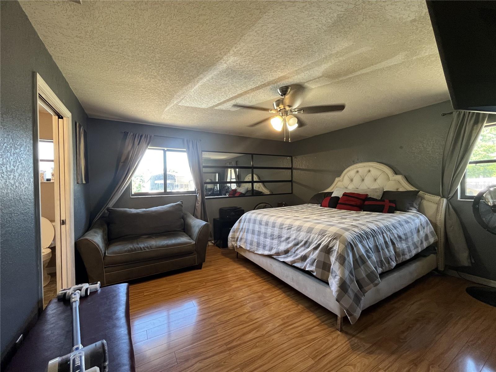 10631 W HIGHWAY 40, OCALA, FL, 34482
