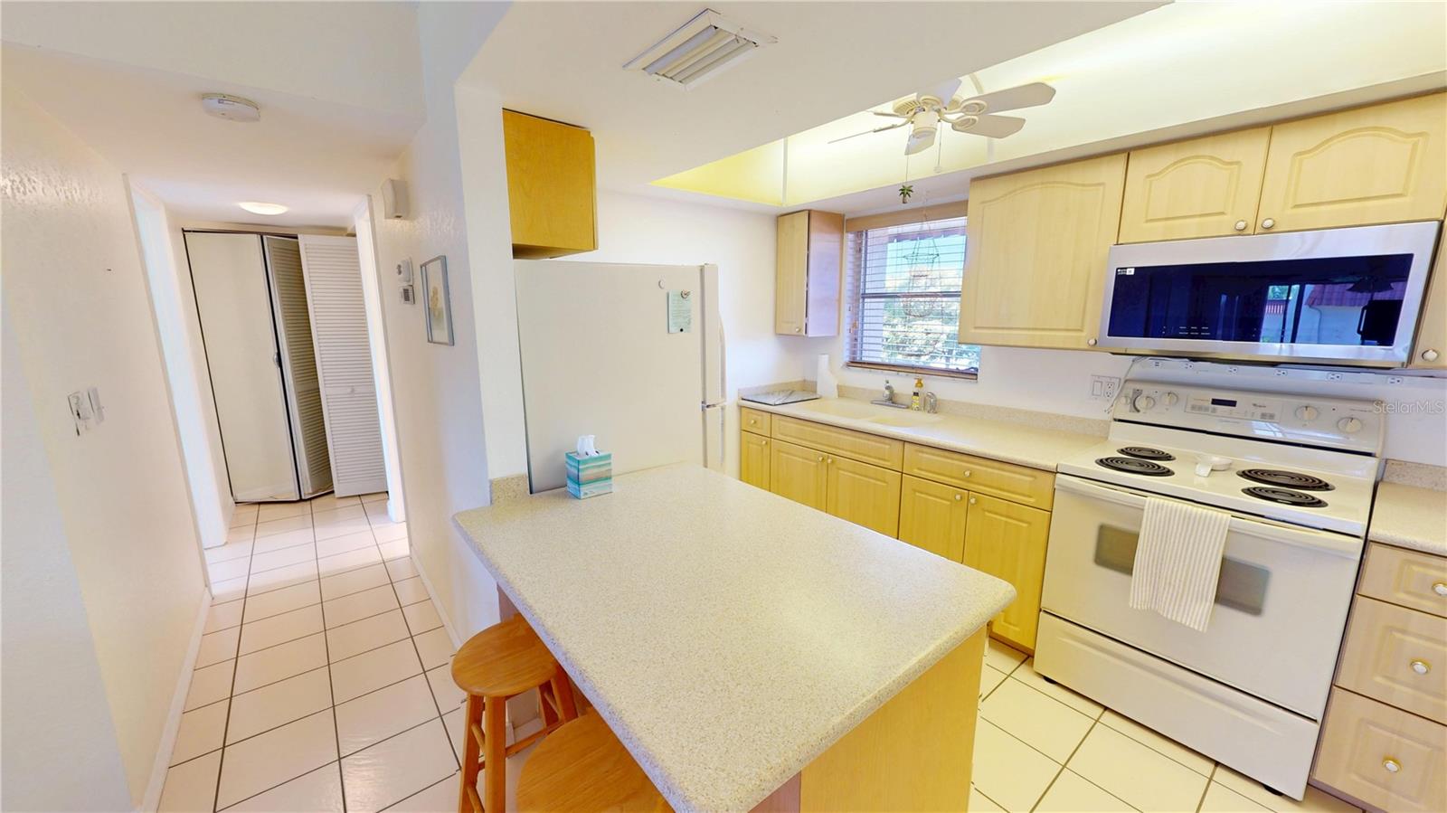 311 GARVIN ST #201D, PUNTA GORDA, FL, 33950