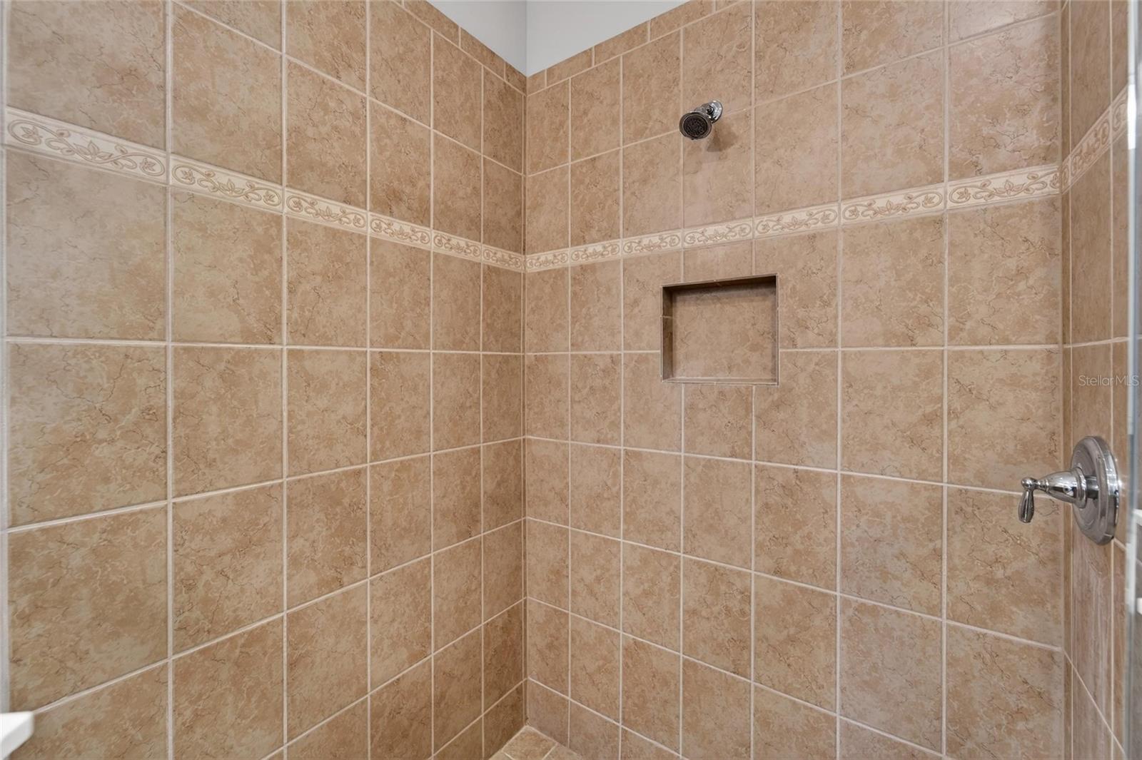 642 CHIPPER DR, SUN CITY CENTER, FL, 33573