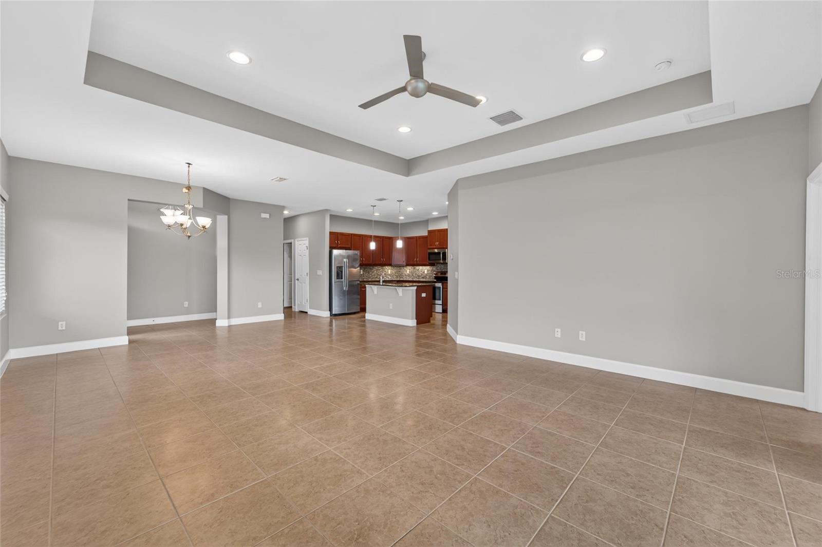 642 CHIPPER DR, SUN CITY CENTER, FL, 33573