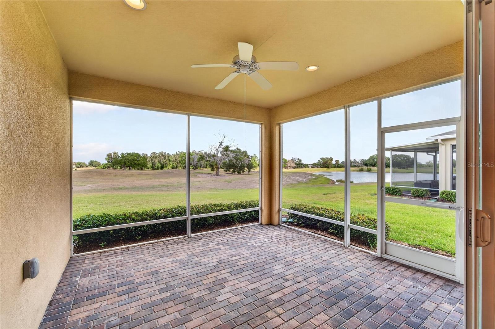 642 CHIPPER DR, SUN CITY CENTER, FL, 33573