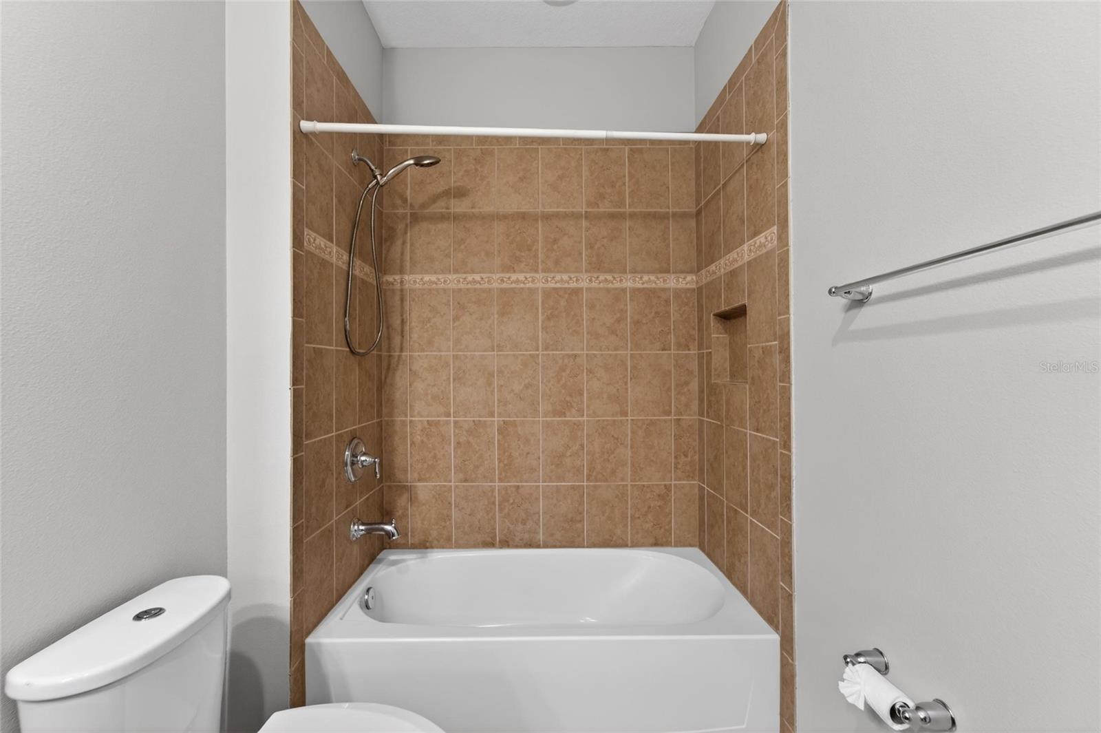 642 CHIPPER DR, SUN CITY CENTER, FL, 33573