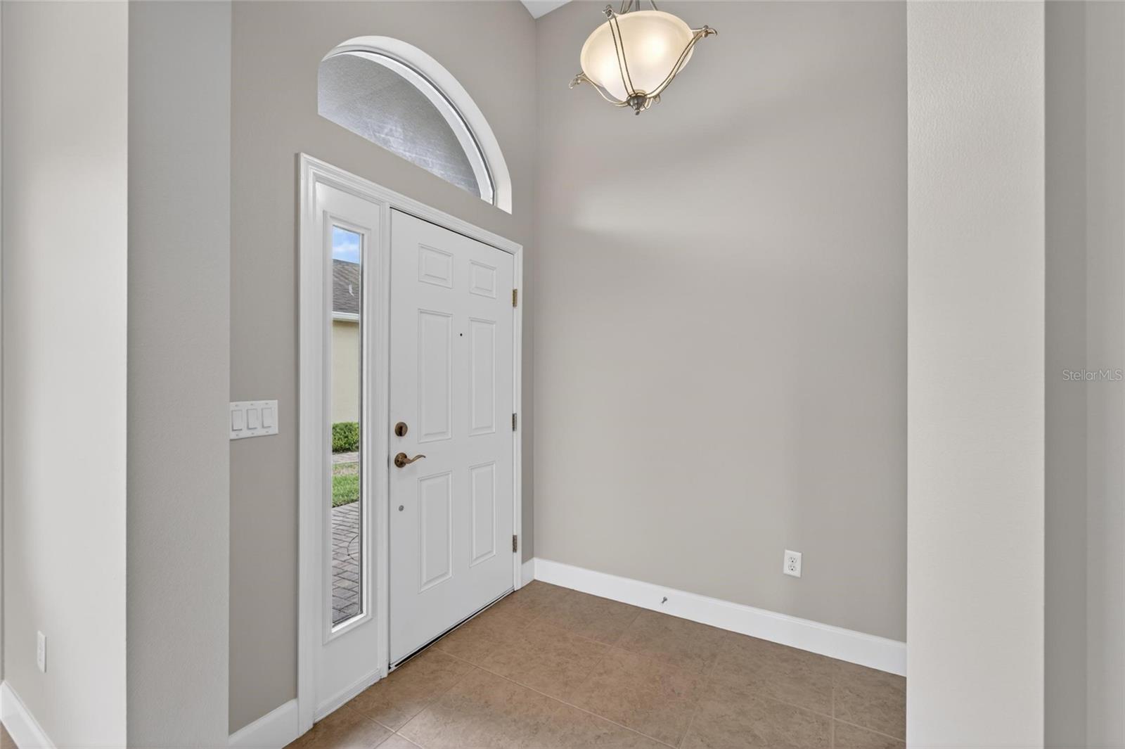 642 CHIPPER DR, SUN CITY CENTER, FL, 33573