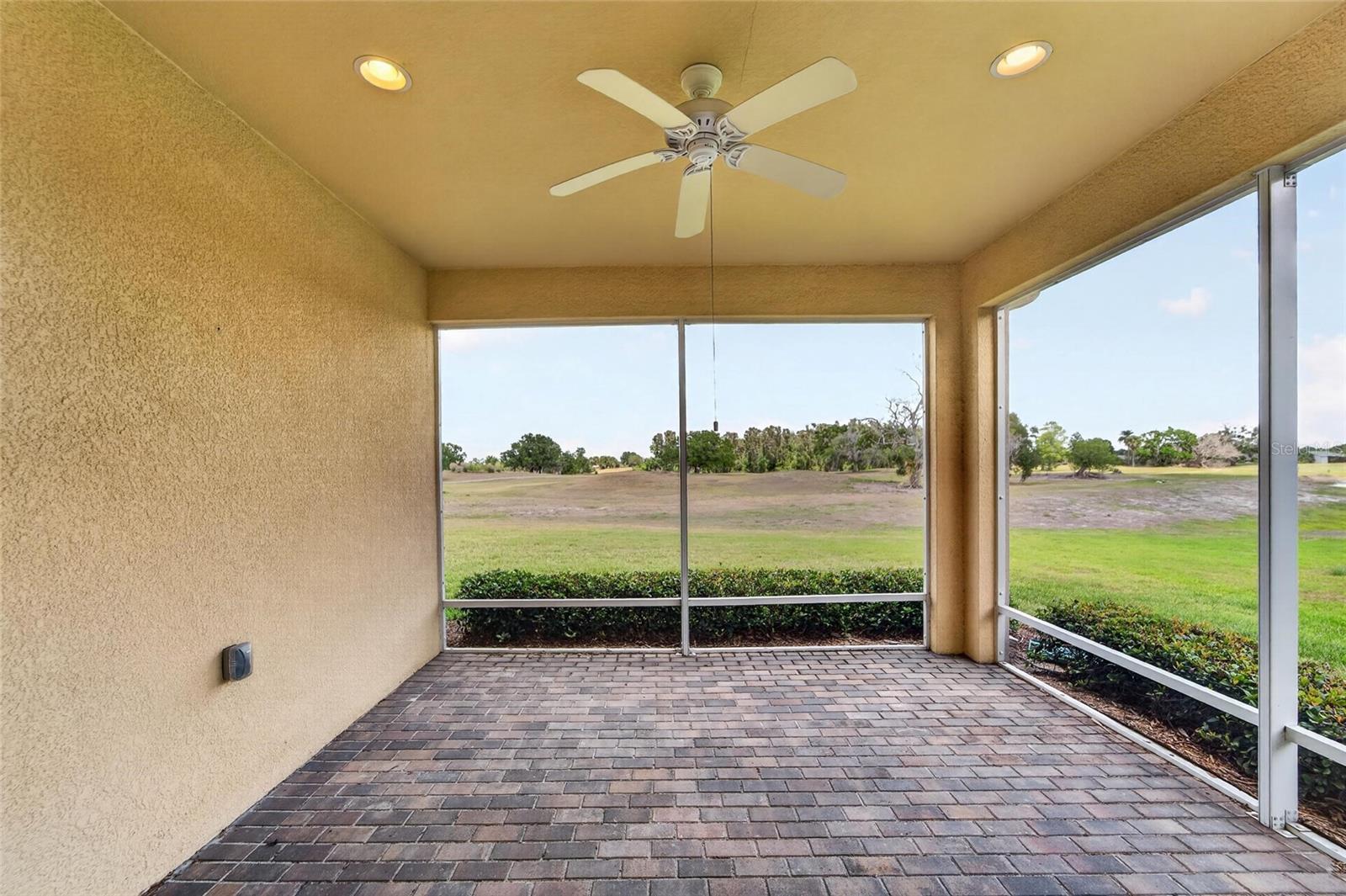 642 CHIPPER DR, SUN CITY CENTER, FL, 33573