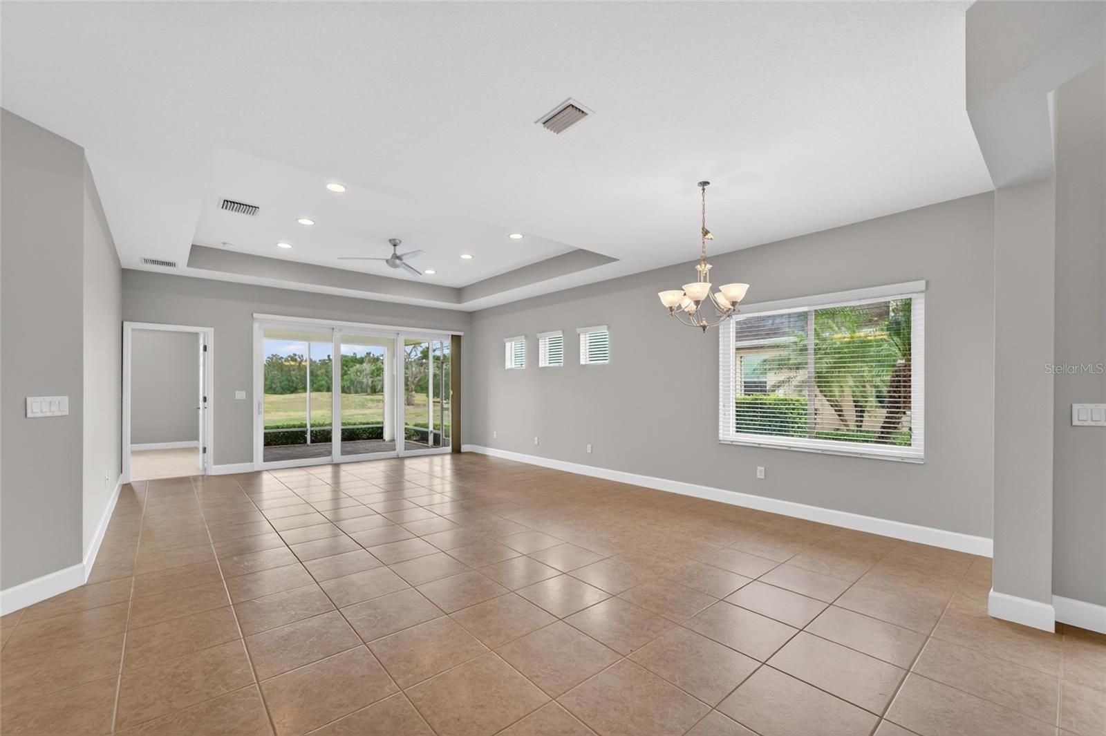 642 CHIPPER DR, SUN CITY CENTER, FL, 33573