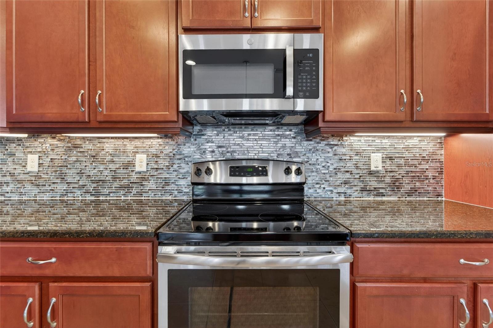 642 CHIPPER DR, SUN CITY CENTER, FL, 33573