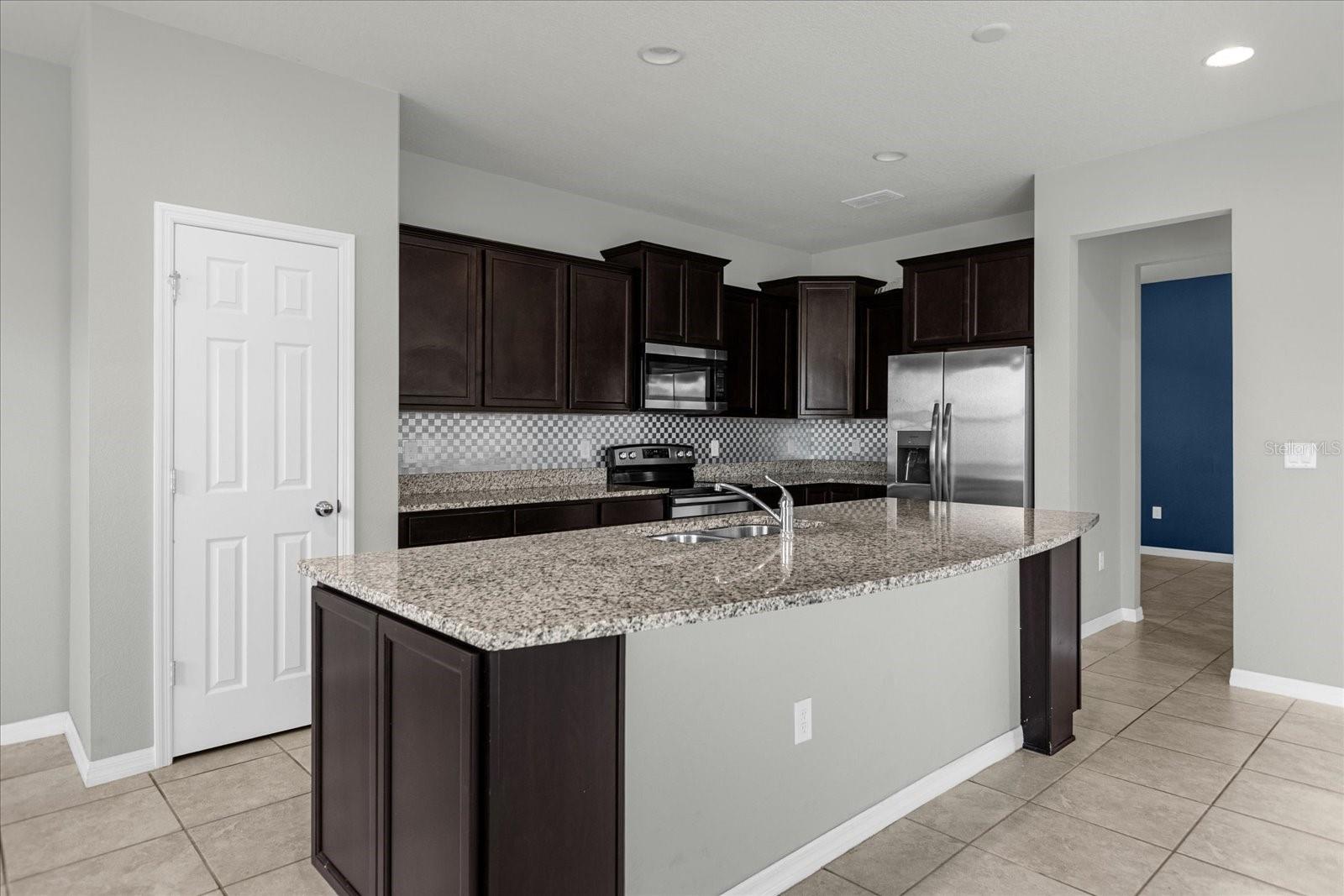 3504 SOUTHERN CROSS LOOP, KISSIMMEE, FL, 34744