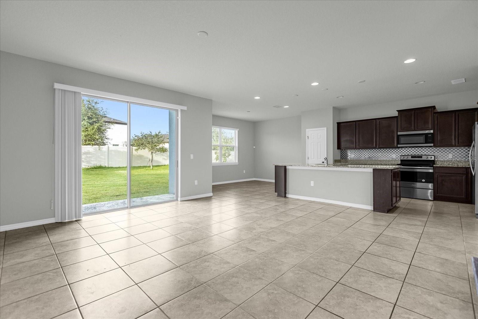 3504 SOUTHERN CROSS LOOP, KISSIMMEE, FL, 34744