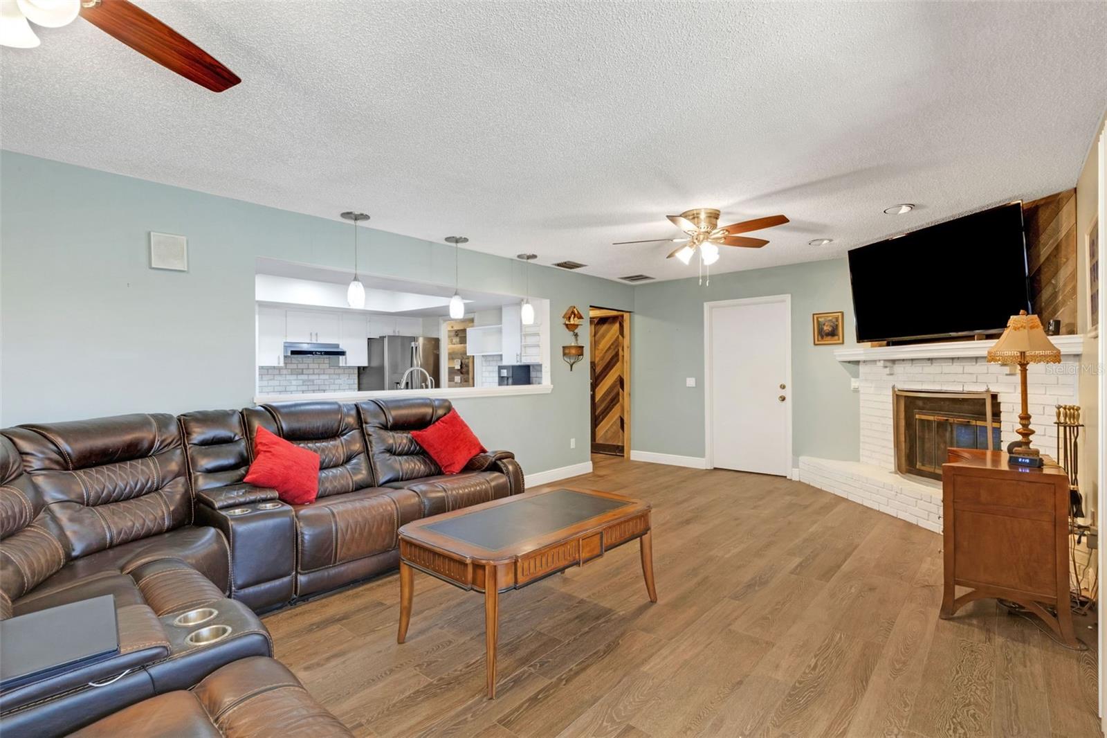 3656 OAK GROVE DR, SARASOTA, FL, 34243