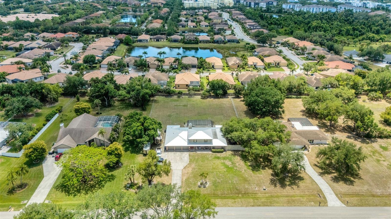 3656 OAK GROVE DR, SARASOTA, FL, 34243