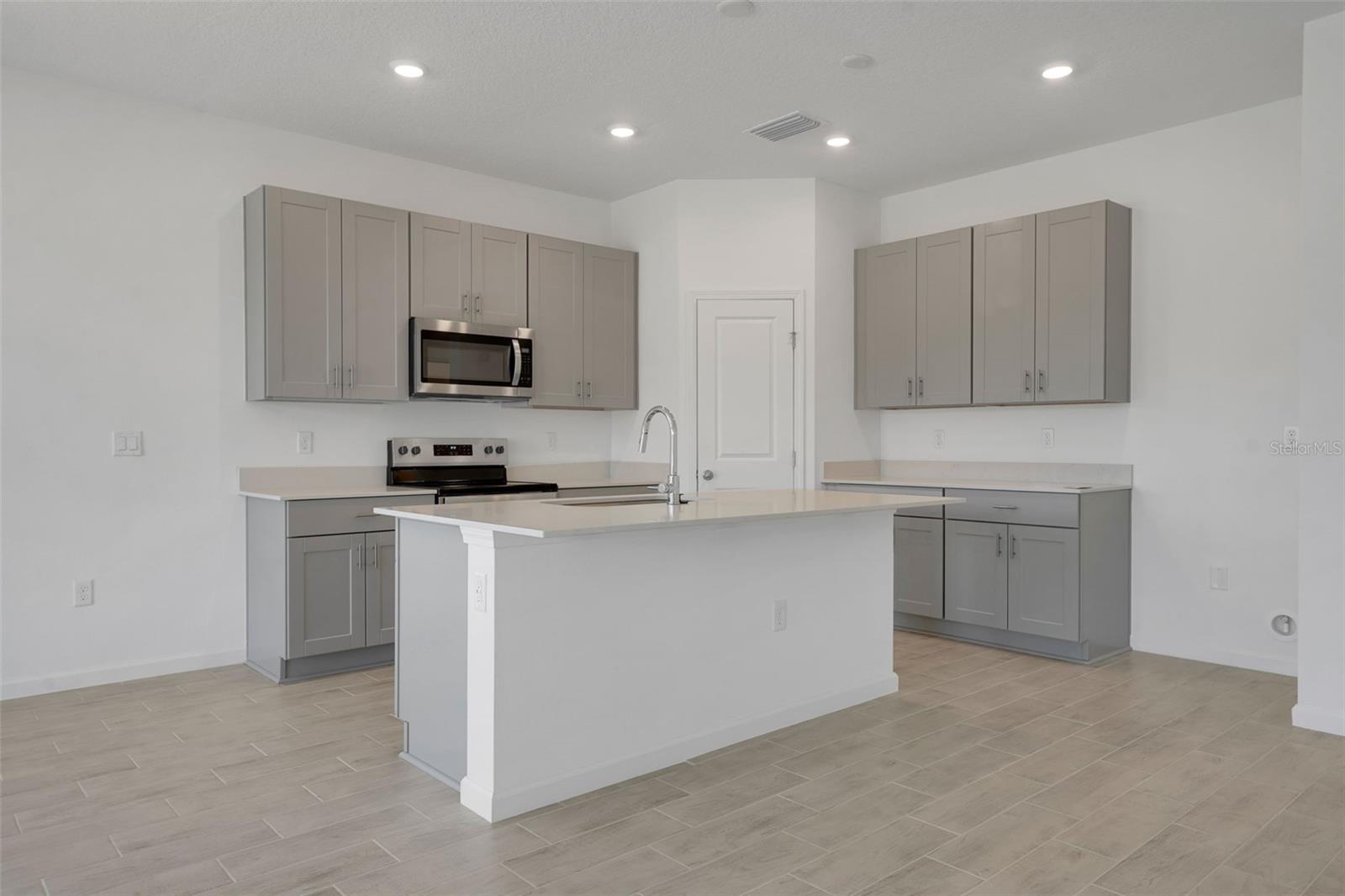 244 MEREDITH BLVD, WINTER HAVEN, FL, 33881