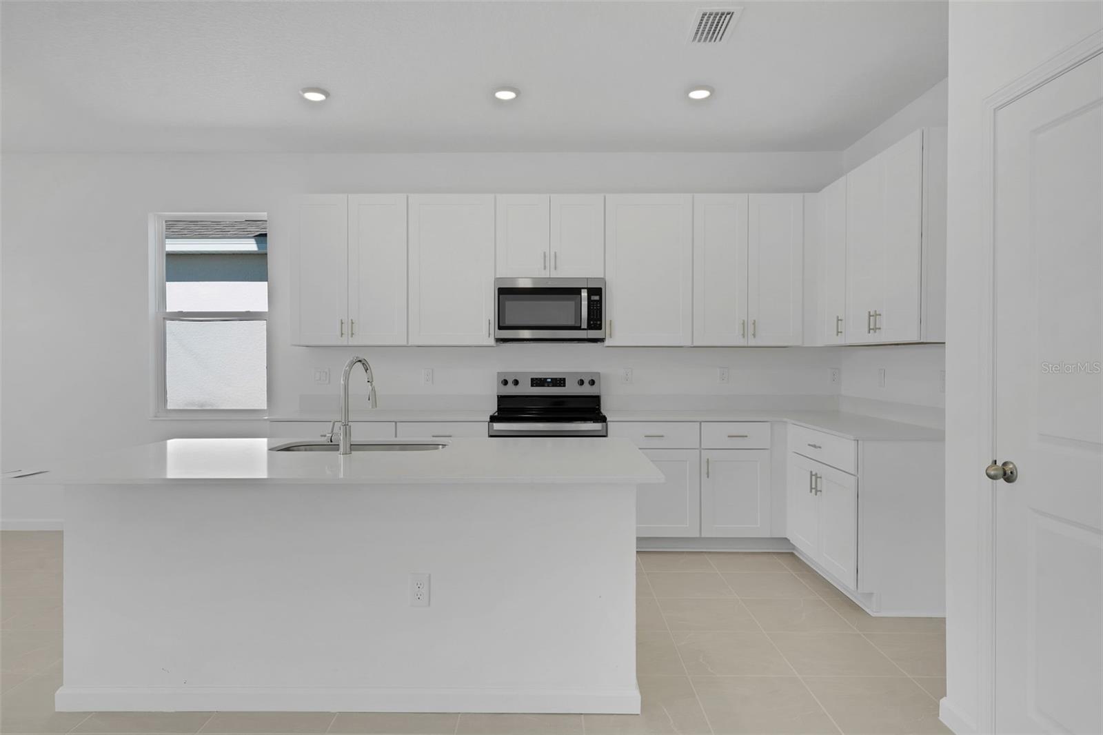 256 MEREDITH BLVD, WINTER HAVEN, FL, 33881