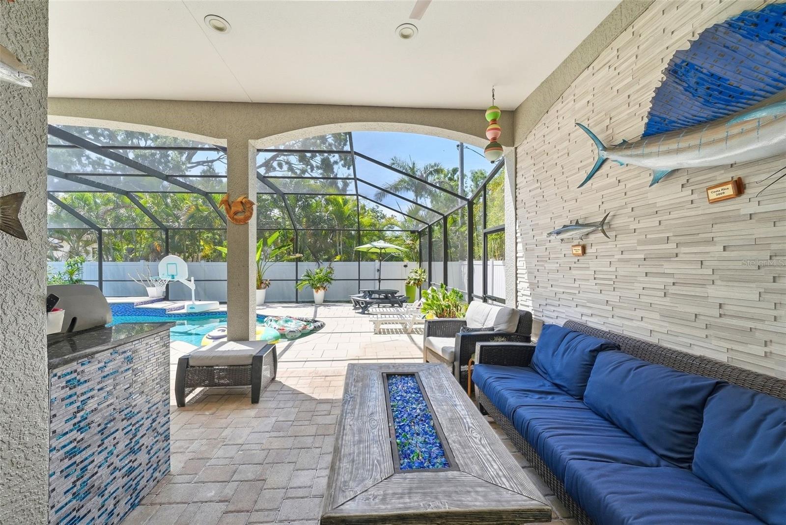 234 36TH AVE NE, ST PETERSBURG, FL, 33704