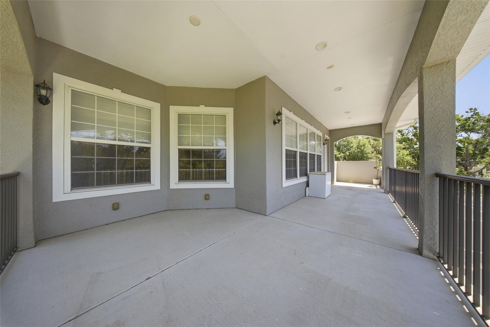 234 36TH AVE NE, ST PETERSBURG, FL, 33704